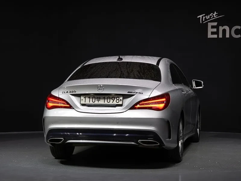 Mercedes-Benz CLA, снимка 4 - Автомобили и джипове - 54288279