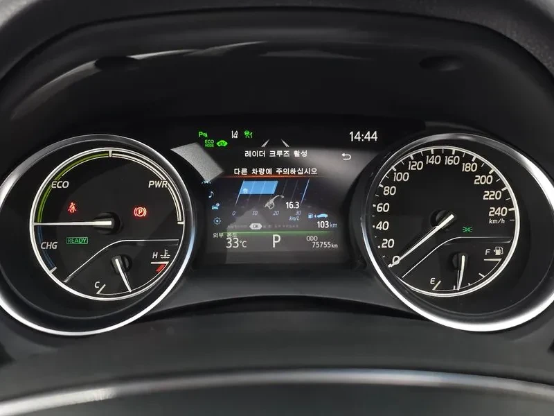 Toyota Camry  (Xv70) 2.5 Xle Hybrid | Mobile.bg � ����������� 8