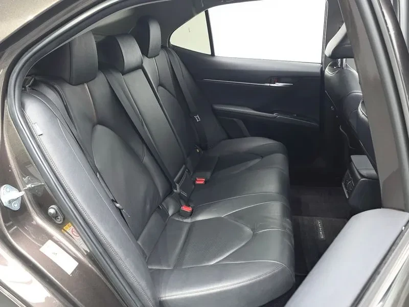 Toyota Camry  (Xv70) 2.5 Xle Hybrid | Mobile.bg � ����������� 11