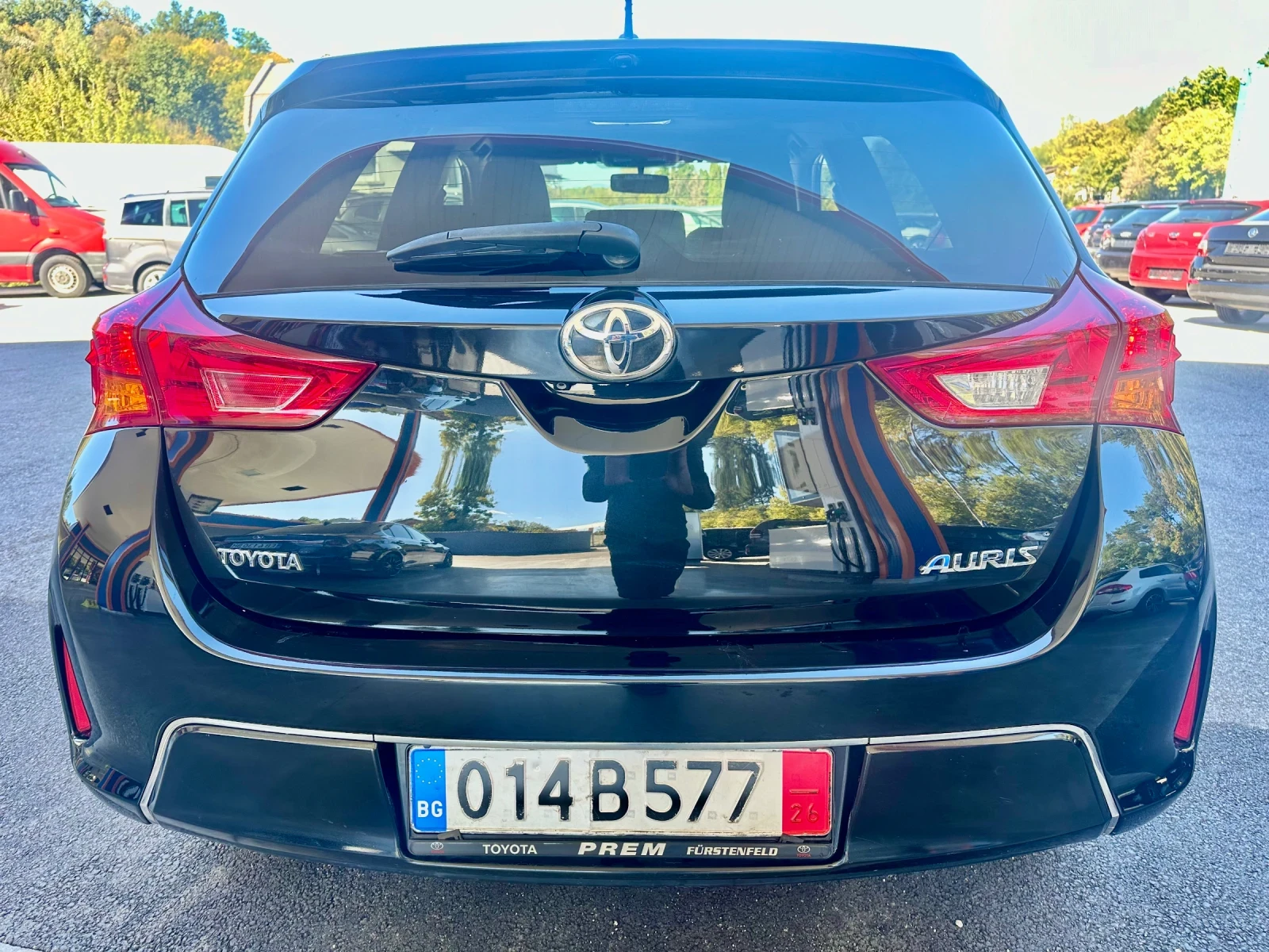 Toyota Auris 1.4D4D* PANORAMA* KAMERA* REALNI KM*  - изображение 5