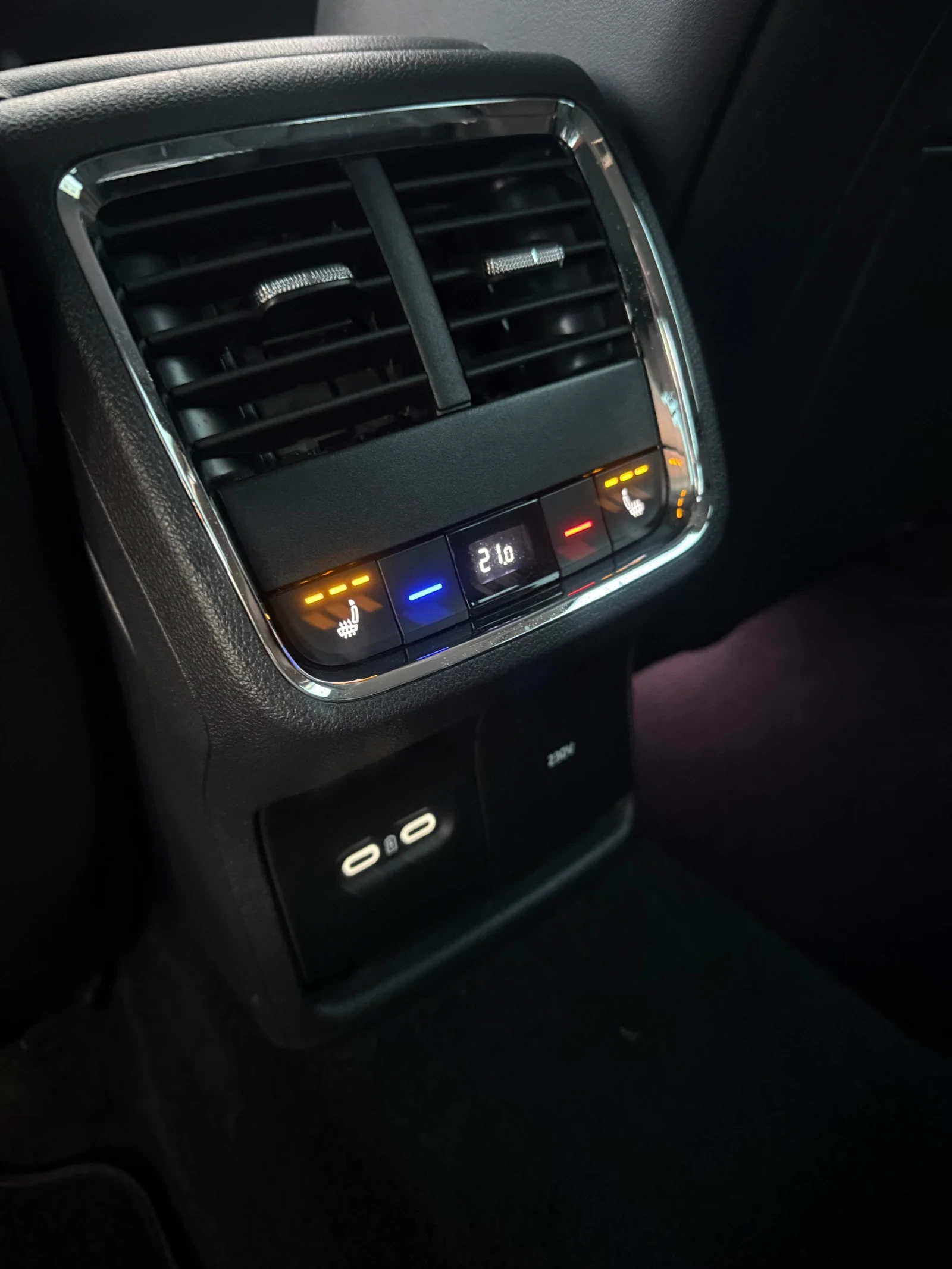 Skoda Octavia DISTRONIC HEAD UP KEYLESS GO 4 � ������� 18  | Mobile.bg � ����������� 13