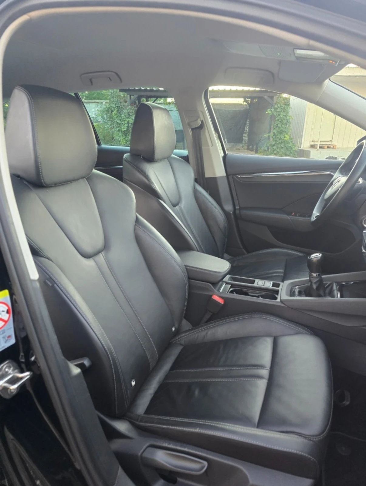 Skoda Octavia DISTRONIC HEAD UP KEYLESS GO 4 � ������� 18  | Mobile.bg � ����������� 15
