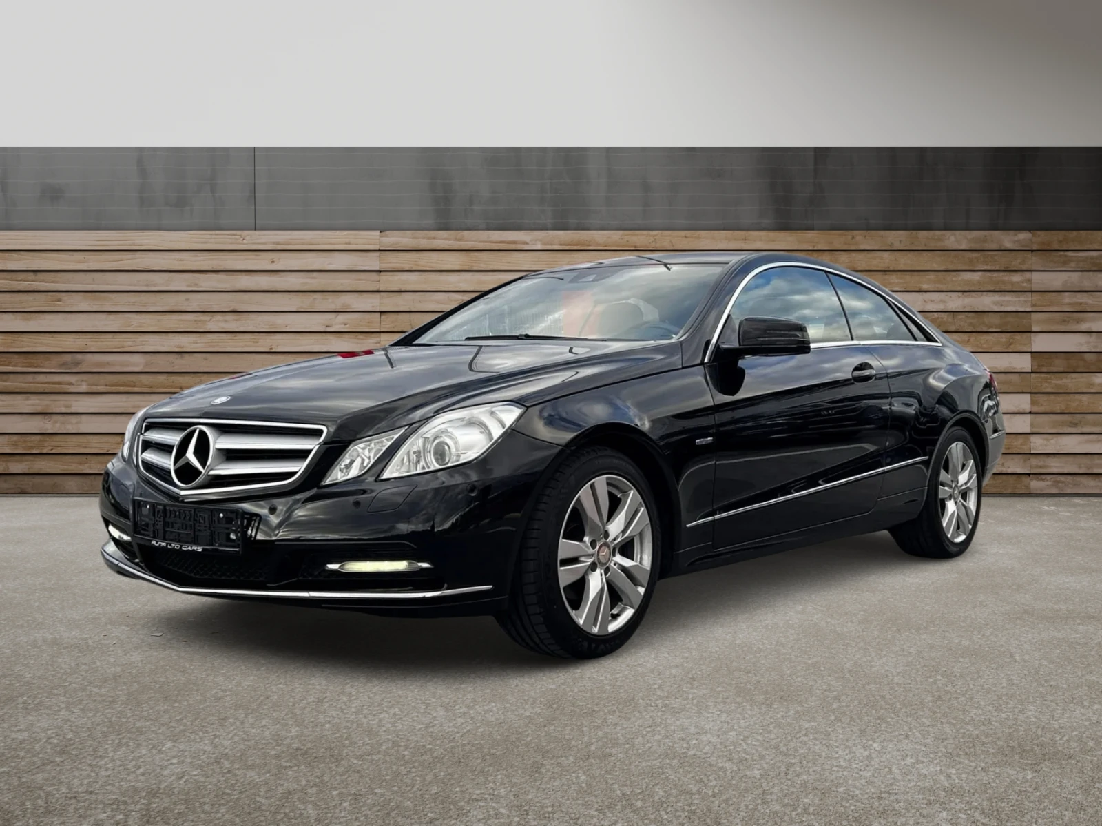 Mercedes-Benz E 220 CDi Coupe 111000km ГАРАНТИРАН ПРОБЕГ - изображение 3