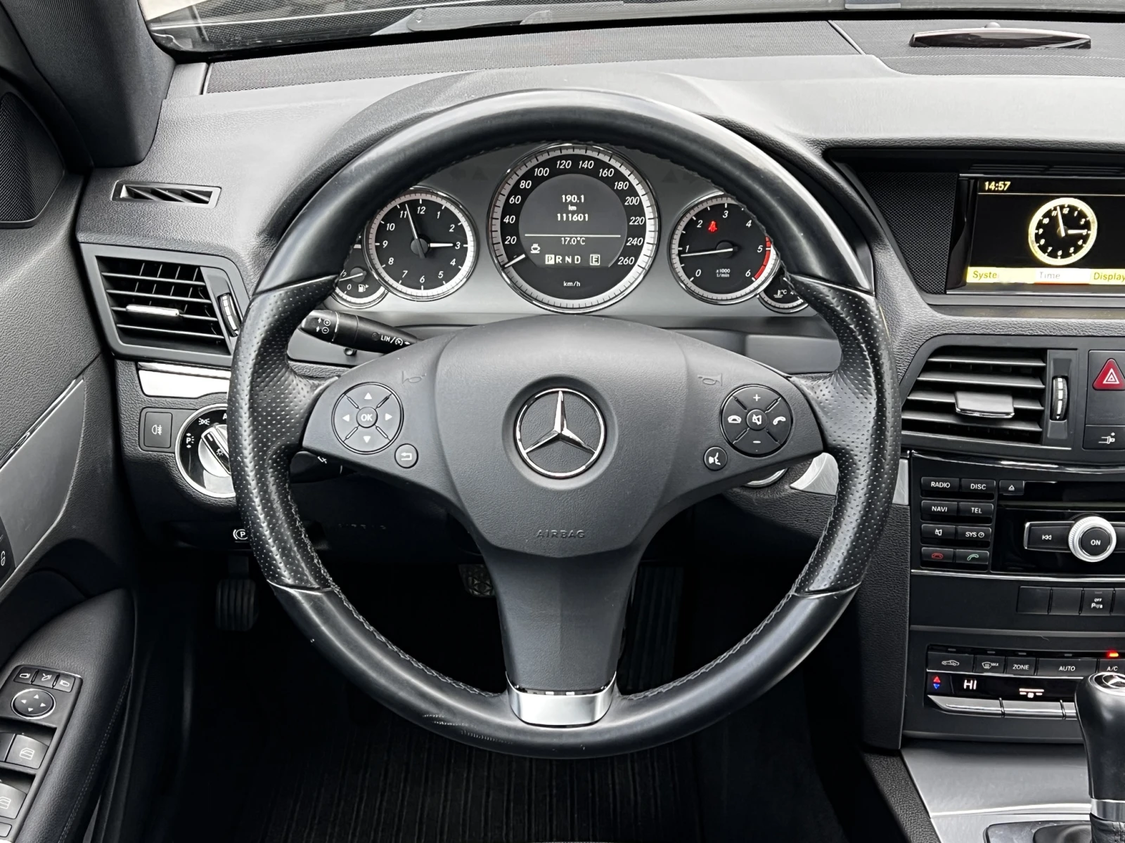 Mercedes-Benz E 220 CDi Coupe 111000km ГАРАНТИРАН ПРОБЕГ - изображение 9