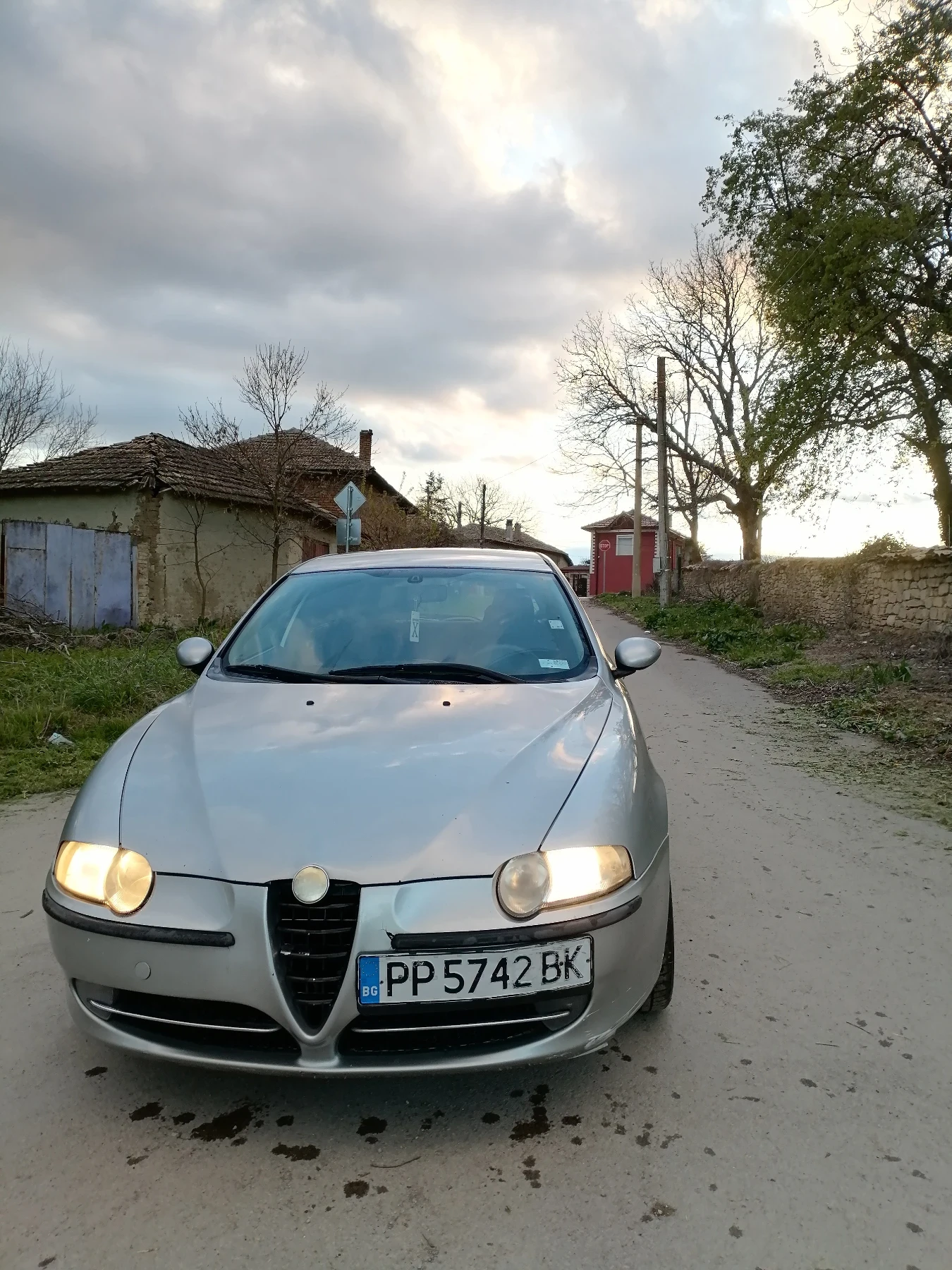 Alfa Romeo 147 1.9 JTD M-JET 16V - изображение 2