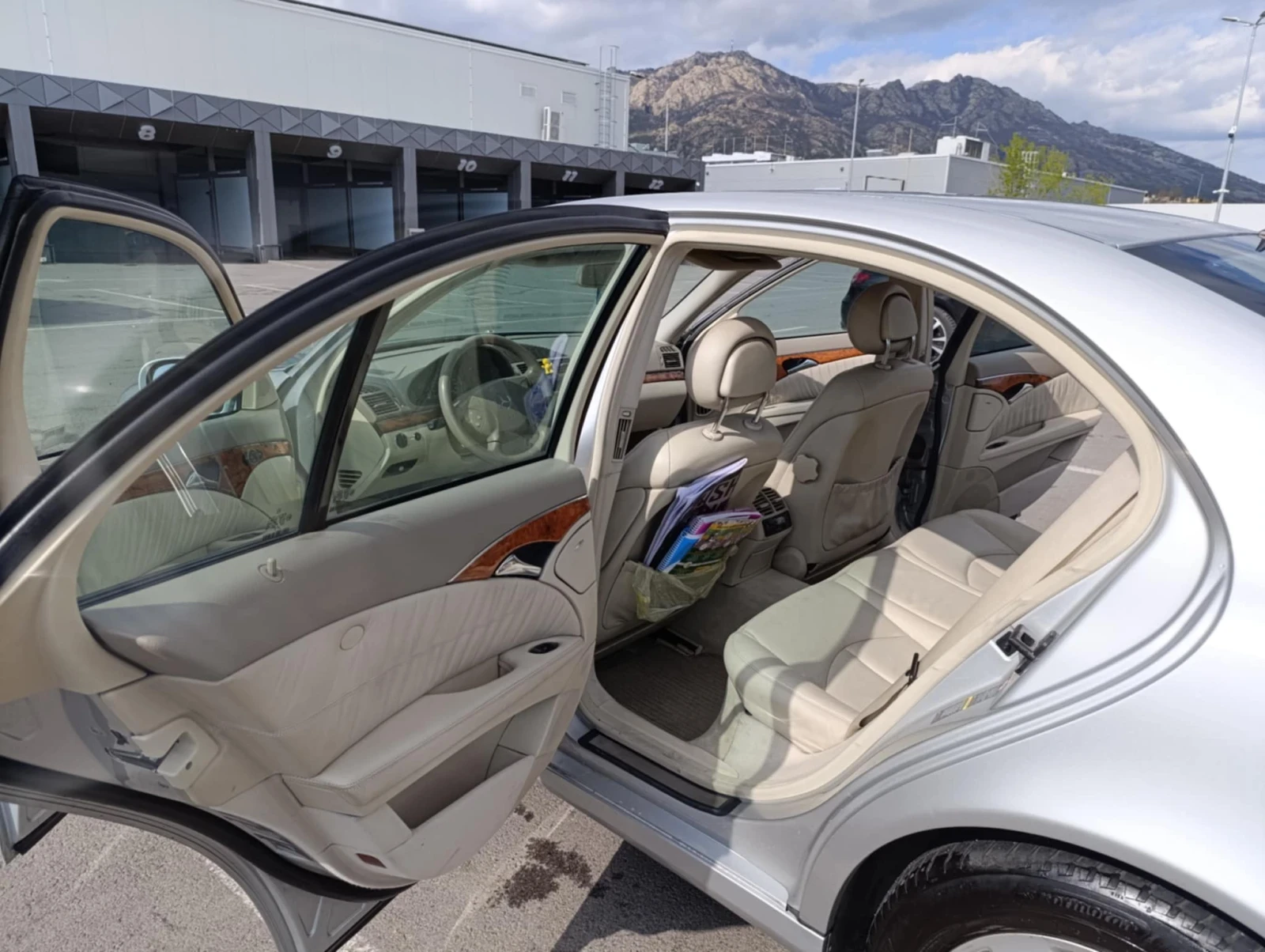 Mercedes-Benz E 320  - изображение 10