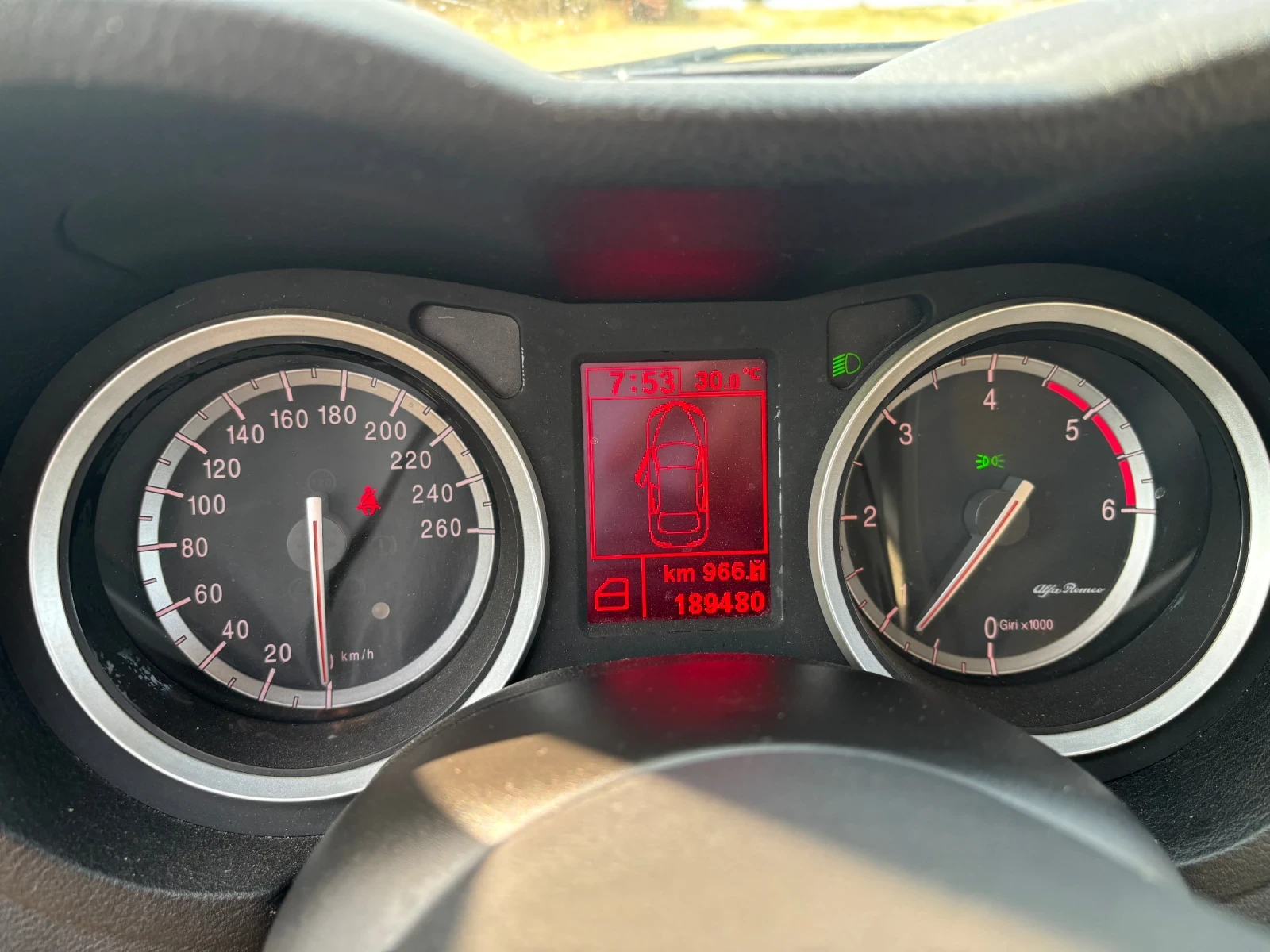 Alfa Romeo 159  - изображение 3