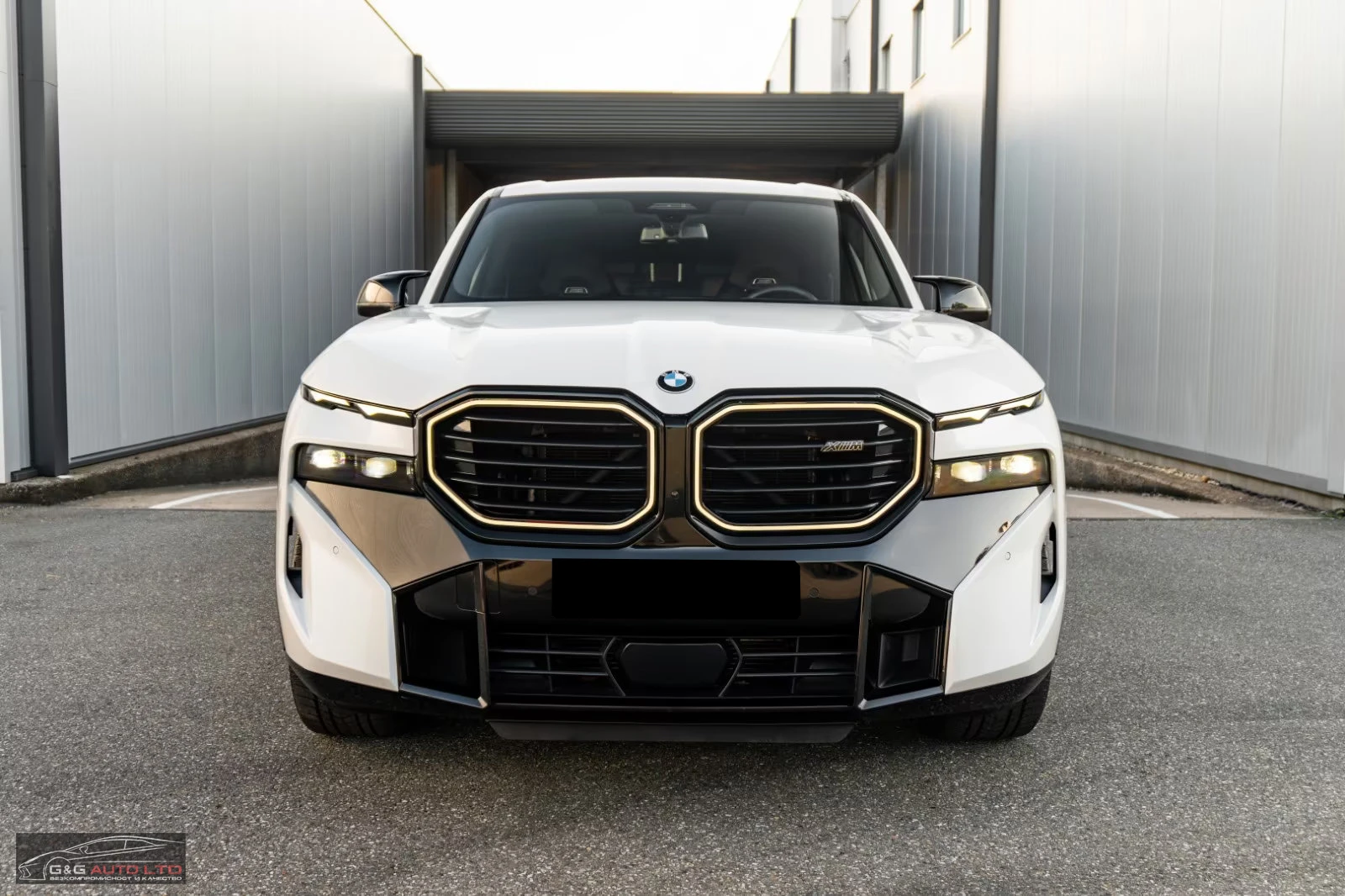 BMW XM V8/653HP/M-SPORT/L.COCKPIT/H&K/MEMO/MASSAGE/607f - изображение 2