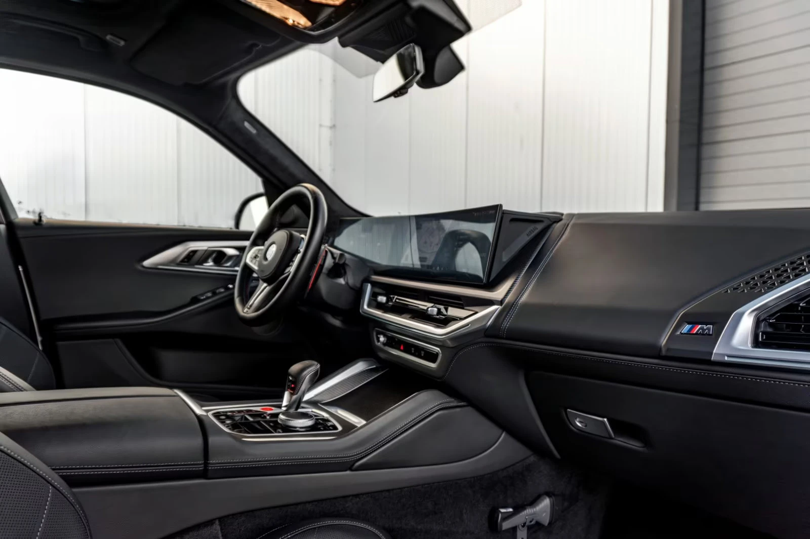 BMW XM V8/653HP/M-SPORT/L.COCKPIT/H&K/MEMO/MASSAGE/607f - изображение 10