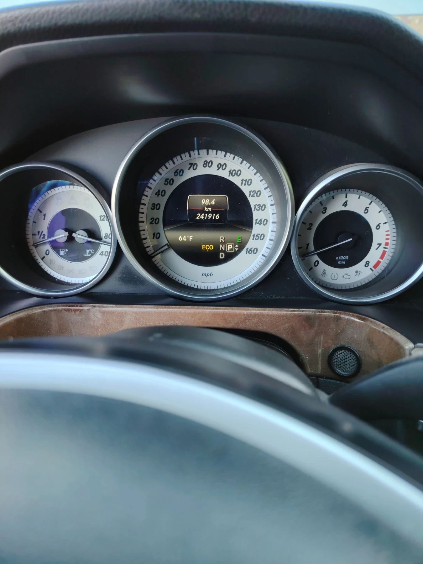 Mercedes-Benz E 350  350    2014  | Mobile.bg   13