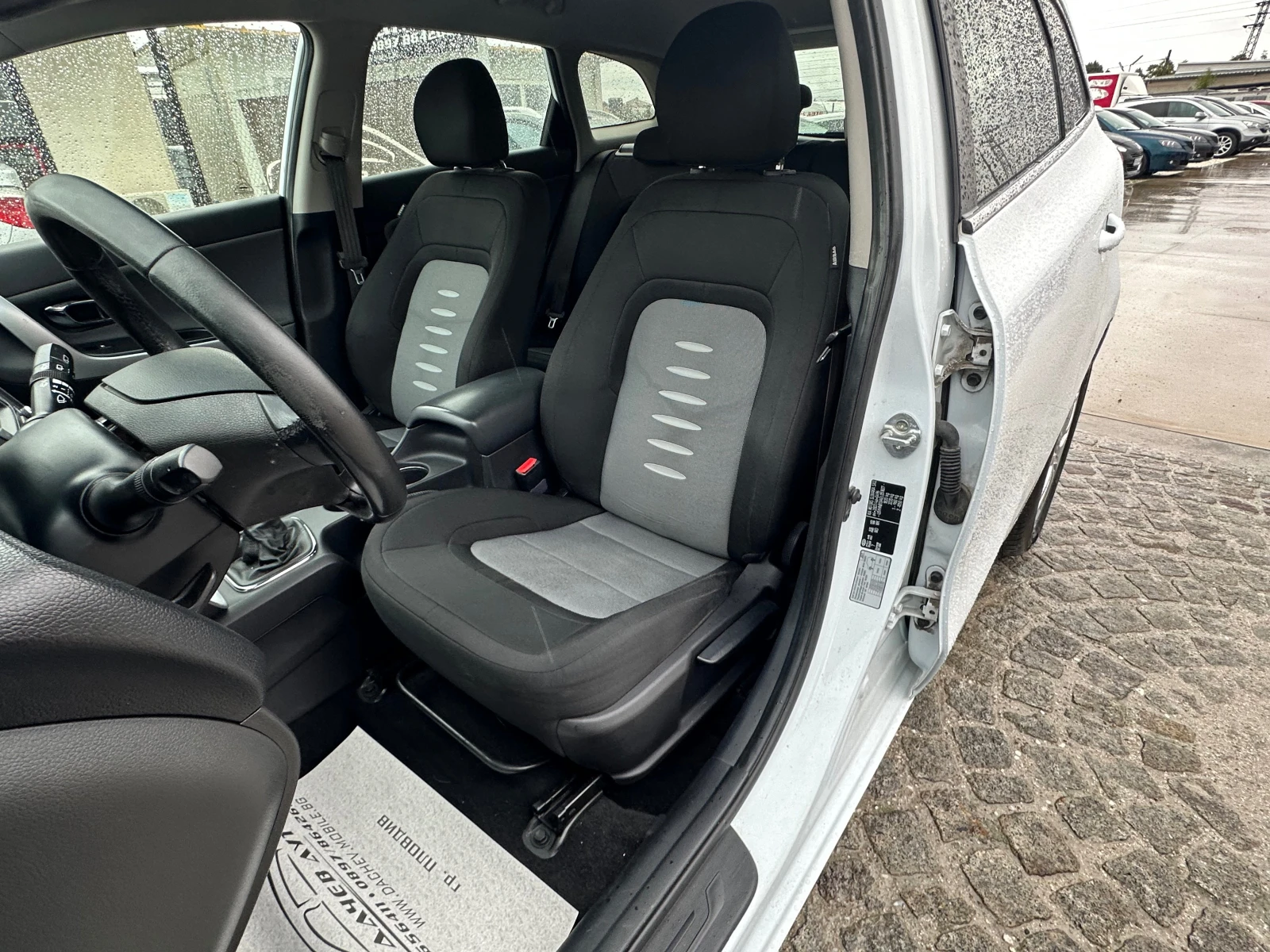 Kia Ceed 1.6 БЕНЗИН#LED#ПЕРФЕКТНА#РЕАЛНИ КИЛОМЕТРИ#EURO 5 - изображение 10
