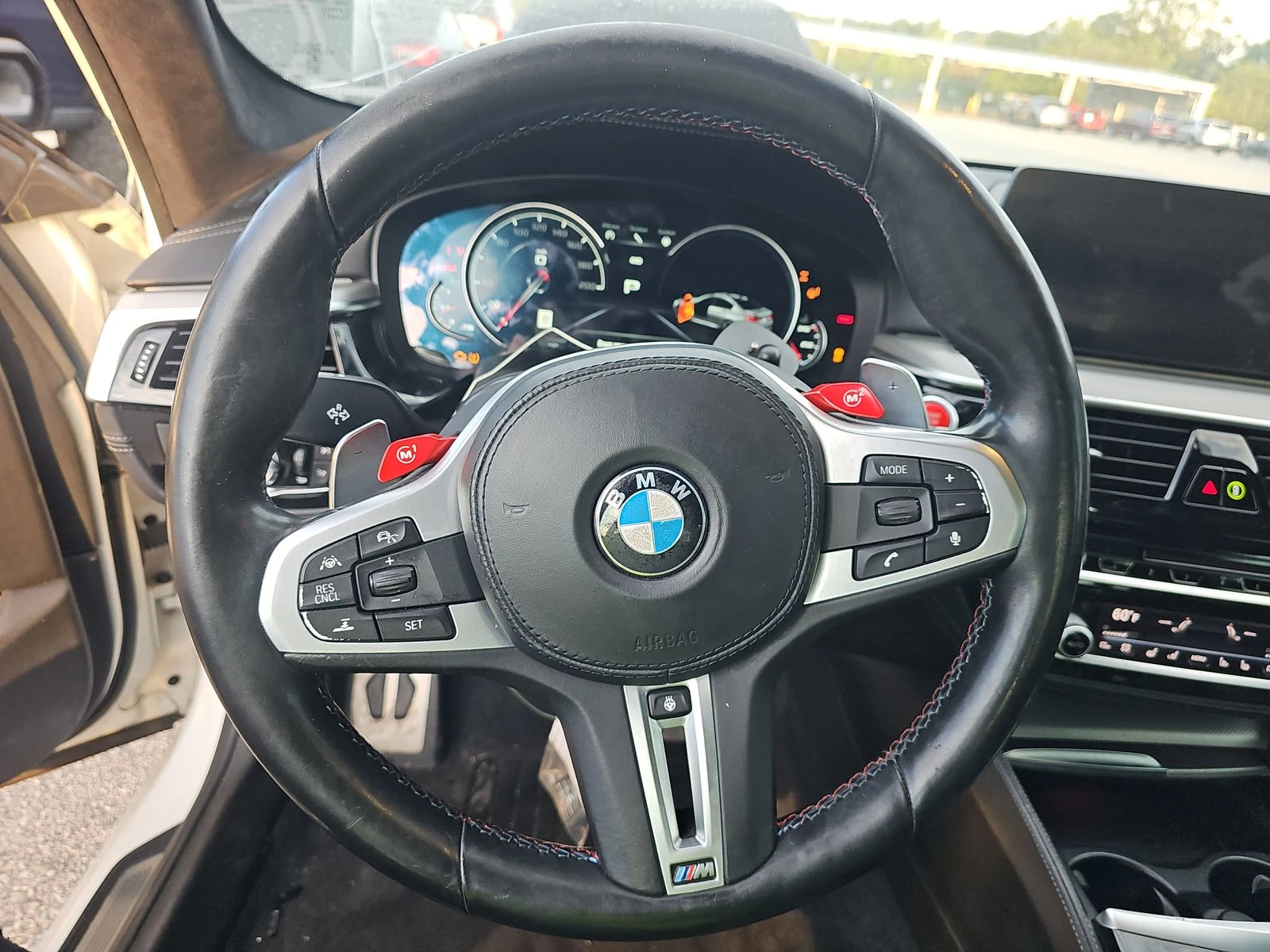 BMW M5 B&W* HEADUP* DISTRONIK* МАСАЖ* ОБДУХ* ВАКУМ* LANE  - изображение 8