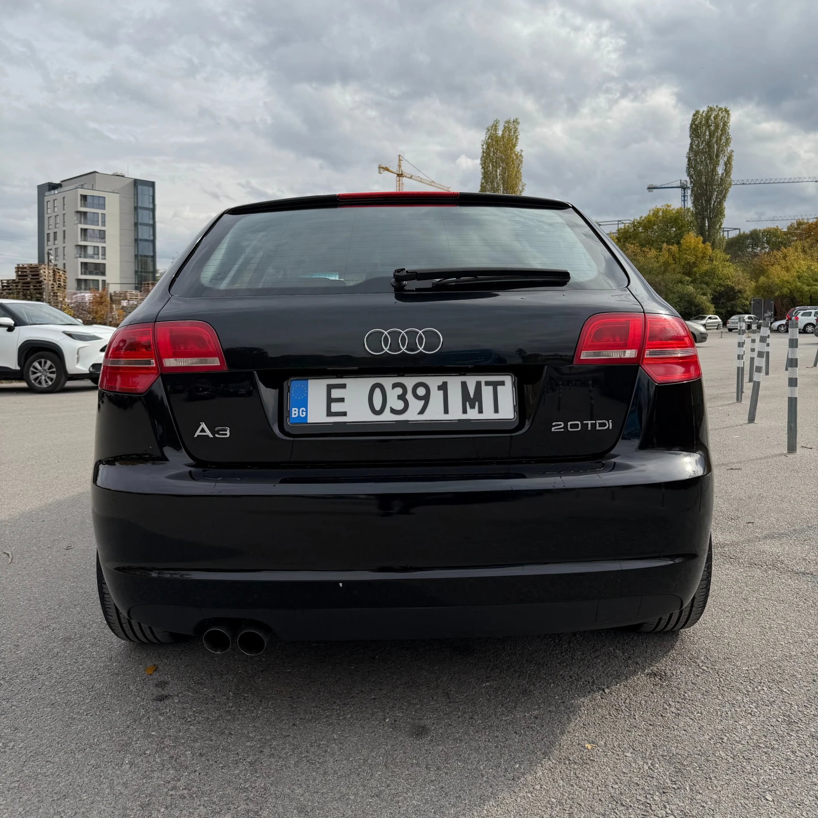Audi A3 + 4 чисто нови зимни гуми с джанти - изображение 5