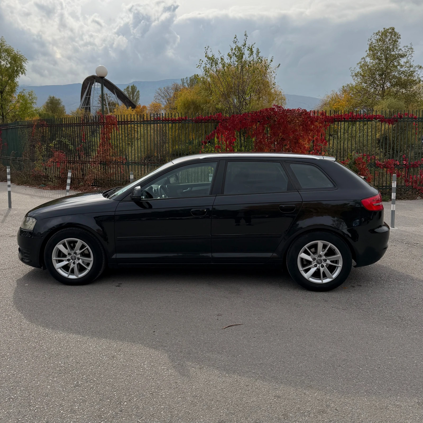 Audi A3 + 4 чисто нови зимни гуми с джанти - изображение 4