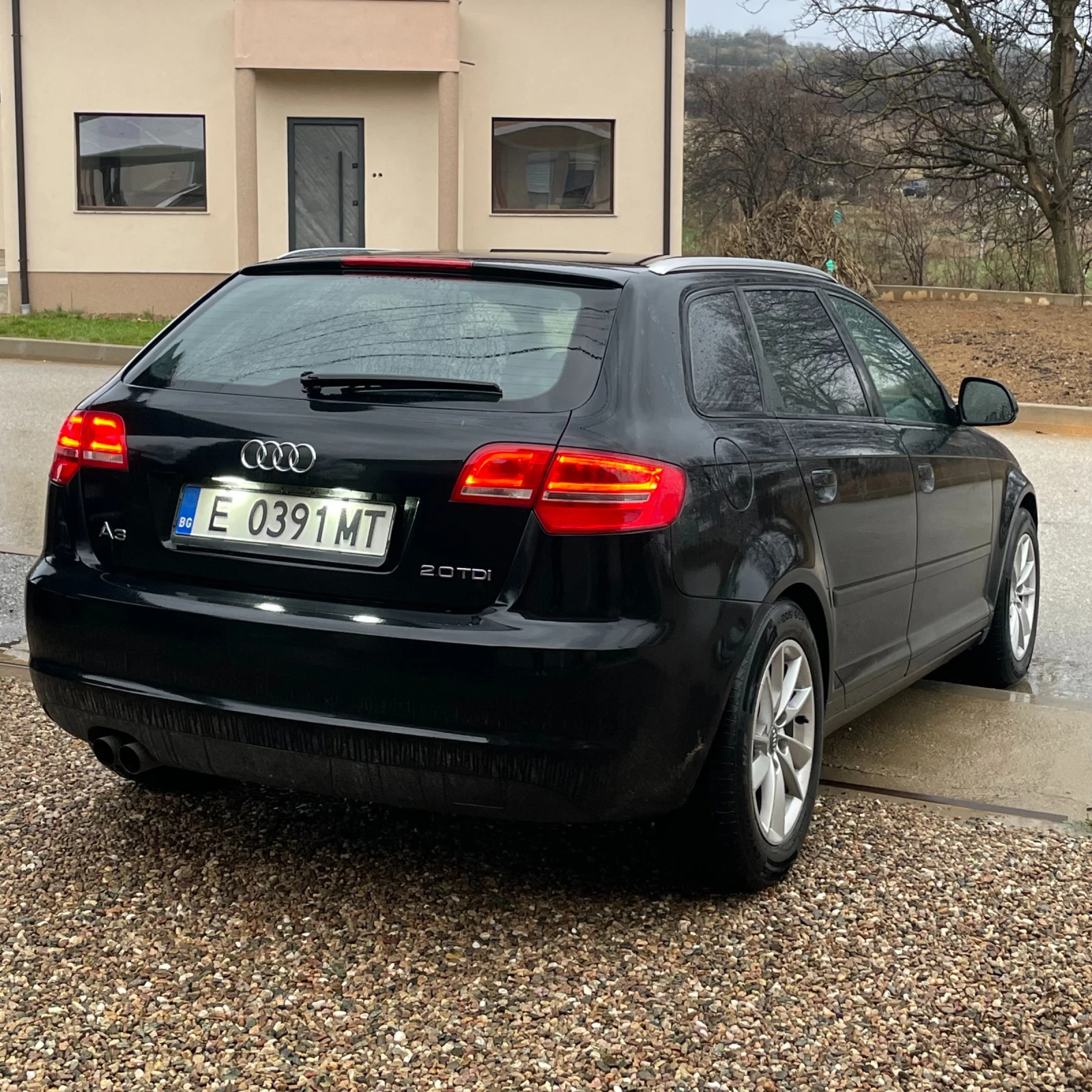 Audi A3 + 4 чисто нови зимни гуми с джанти - изображение 7