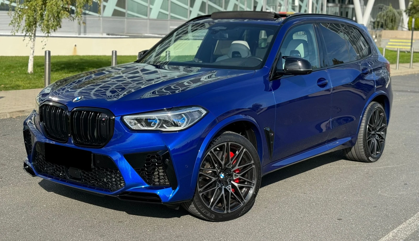 BMW X5M Competition - изображение 2