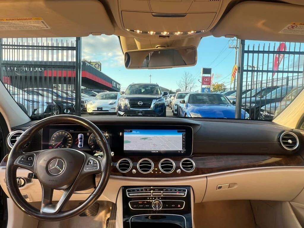 Mercedes-Benz E 400 4MATIC AMG* HEAD-UP* BURMESTER* 360CAM* DISTRONIC* | Mobile.bg   4