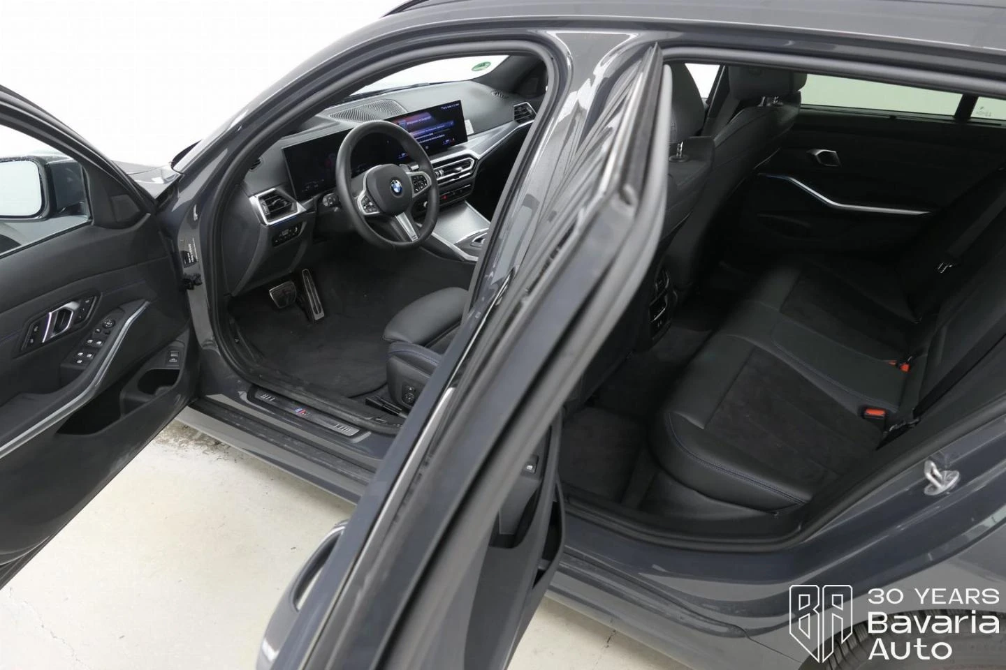 BMW 320 i Touring M Sport Paket Sportautomatic - изображение 5