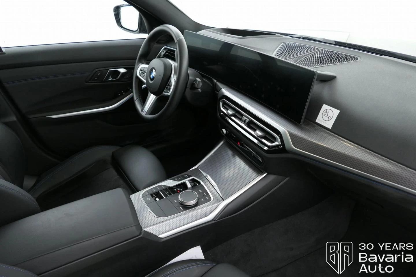 BMW 320 i Touring M Sport Paket Sportautomatic - изображение 7