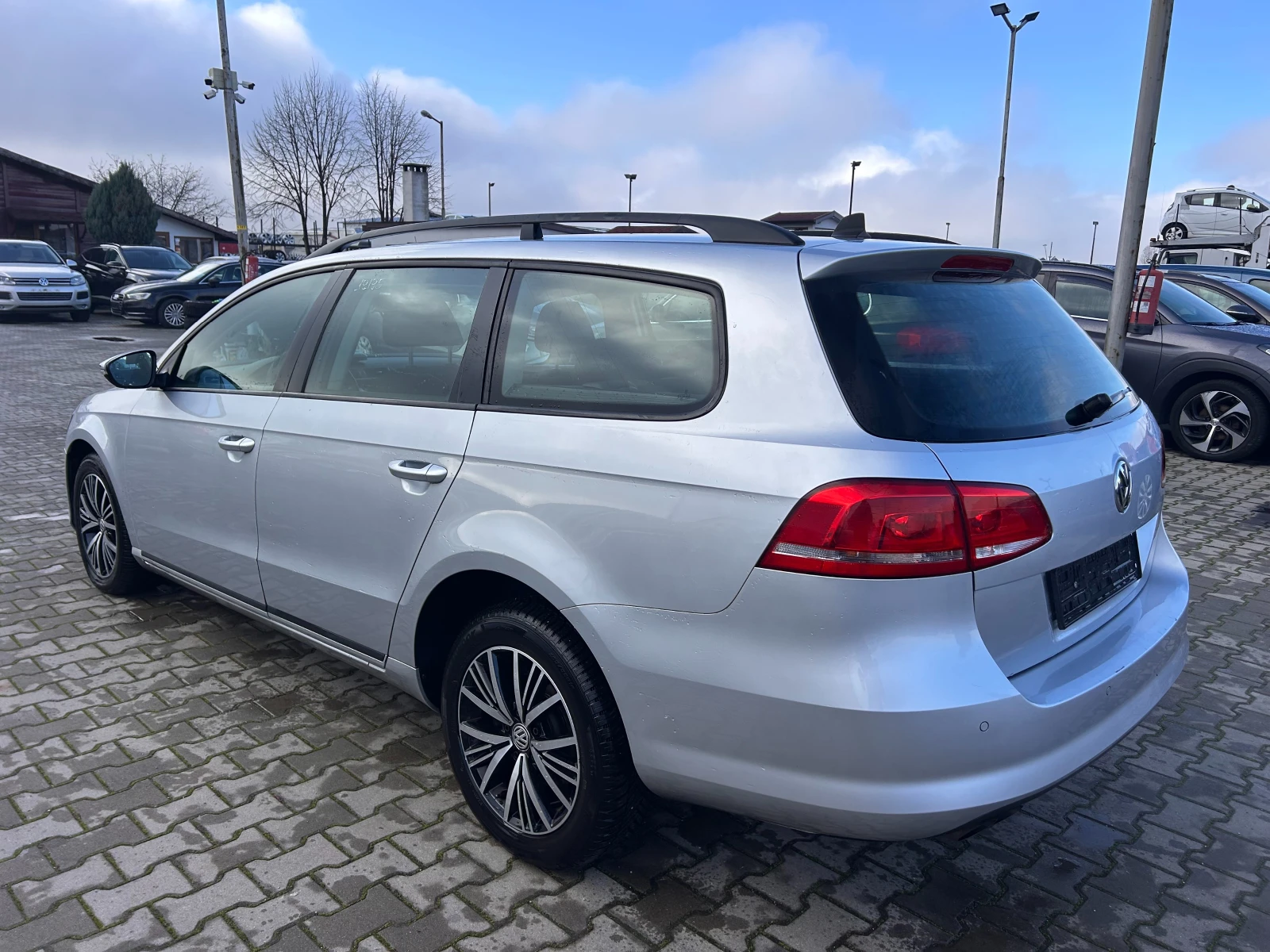 VW Passat 2.0TDI AVTOMAT EURO 5 - изображение 8