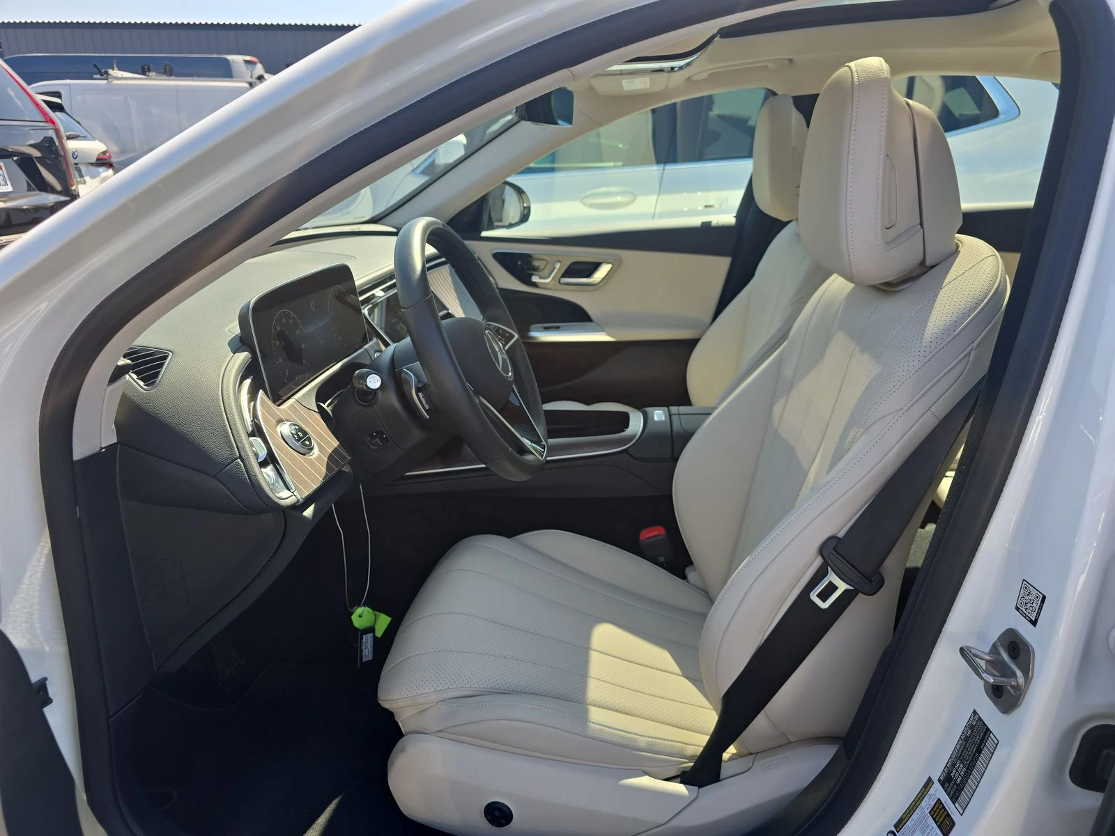 Mercedes-Benz E 350 * Фиксирана Цена*  - изображение 10