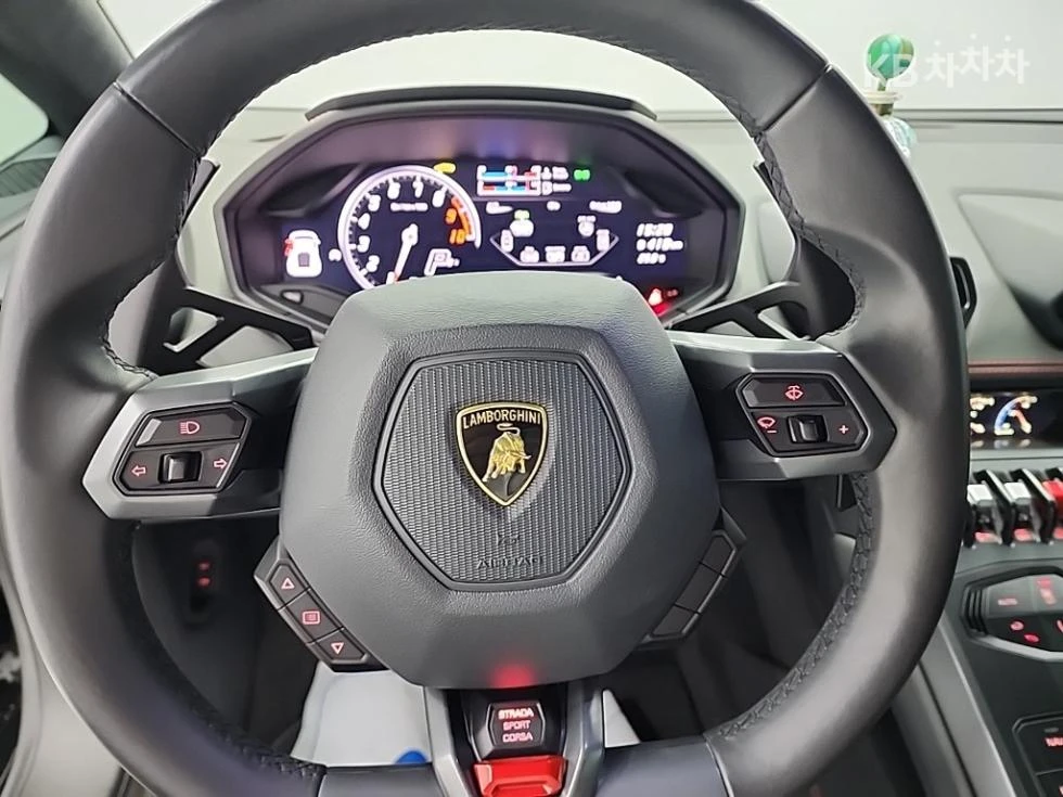Lamborghini Huracan LP580-2 С ФИНАНСИРАНЕ - изображение 7
