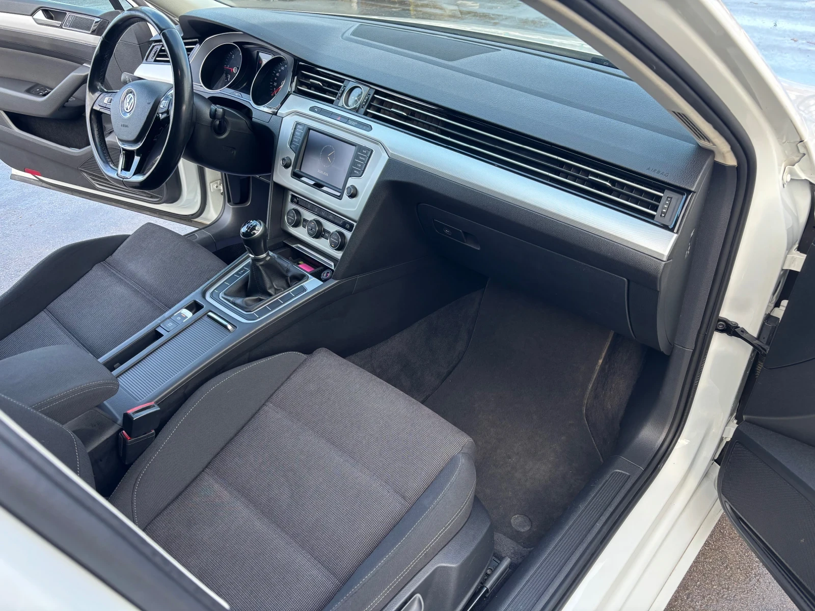 VW Passat 2.0 | Mobile.bg � ����������� 13