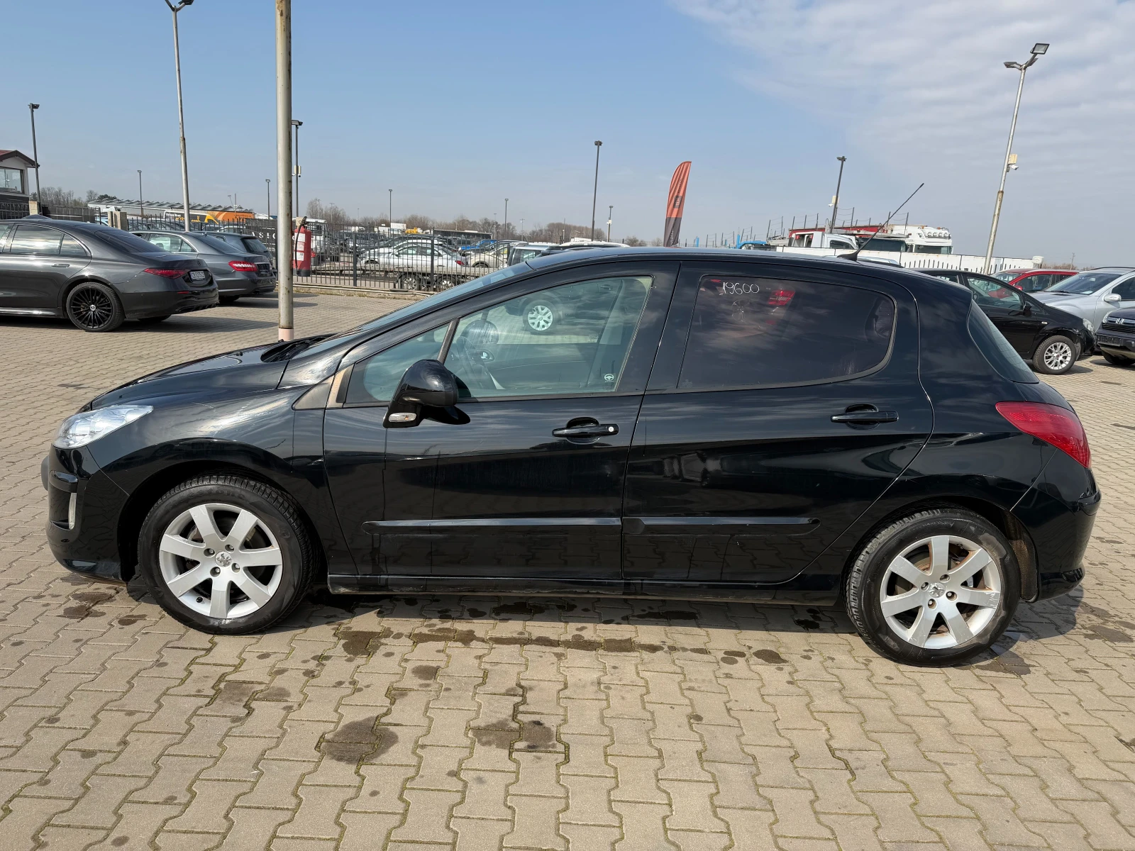 Peugeot 308 1.6HDI EURO 4, снимка 9 - Автомобили и джипове - 53865079