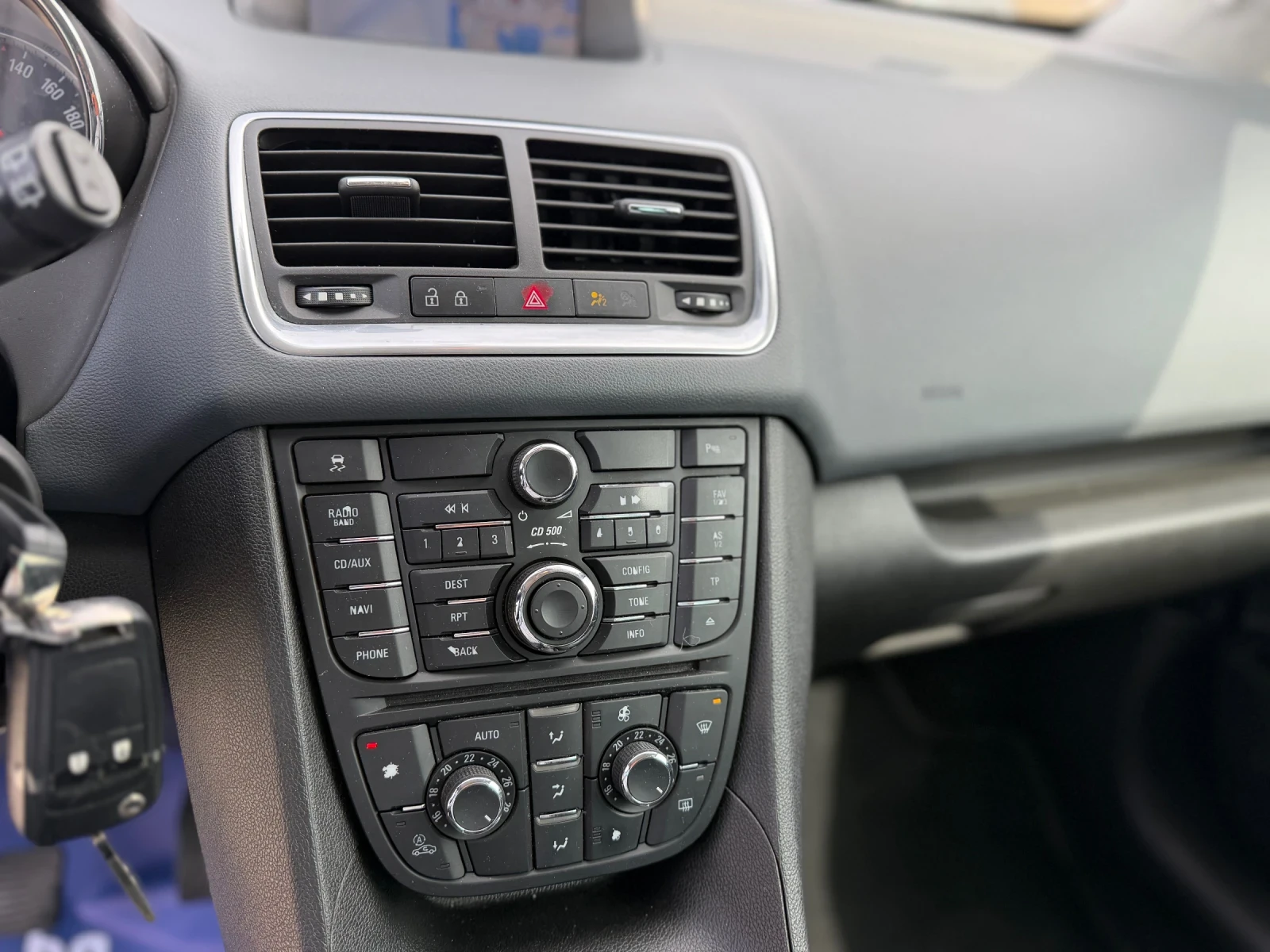 Opel Meriva 1.3CRDI/163000km/Navi/Top, снимка 16 - Автомобили и джипове - 53871702