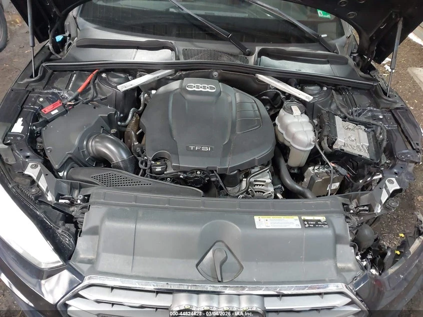 Audi A5 2.0l 2.0T Premium, снимка 10 - Автомобили и джипове - 53932710