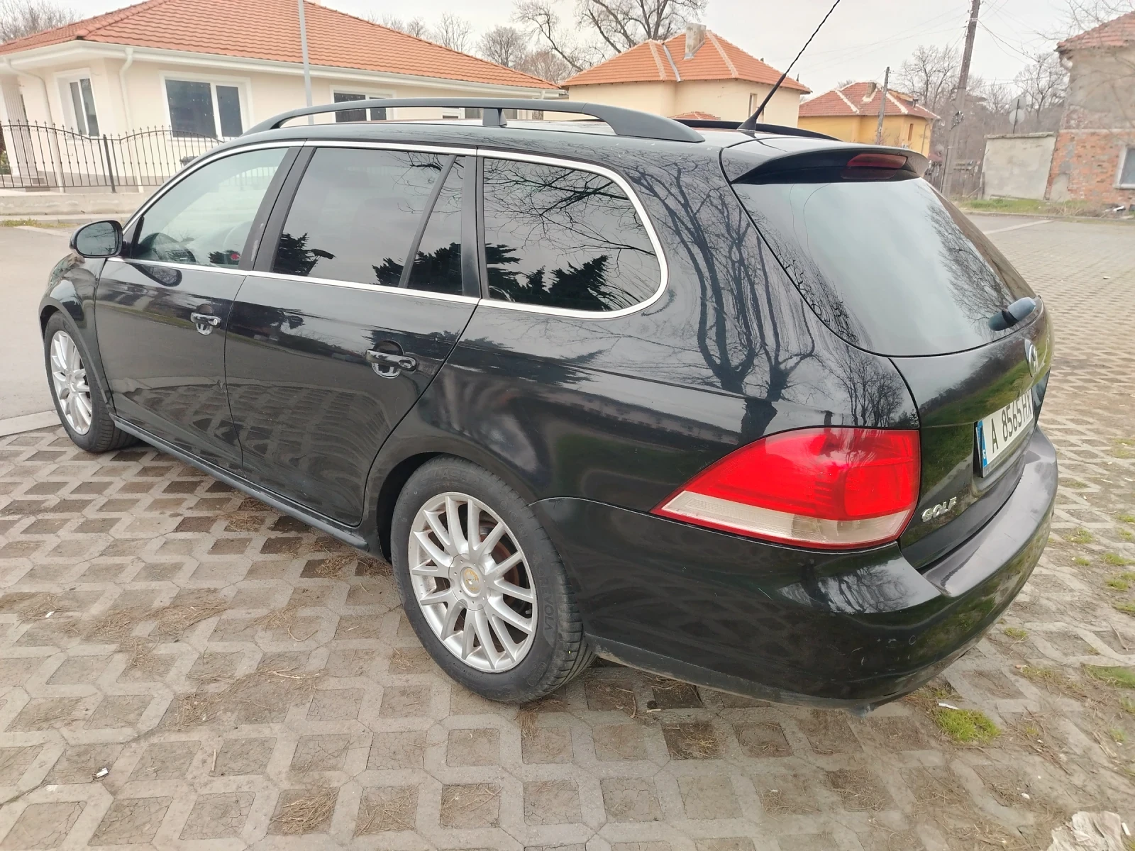 VW Golf, снимка 4 - Автомобили и джипове - 54041126