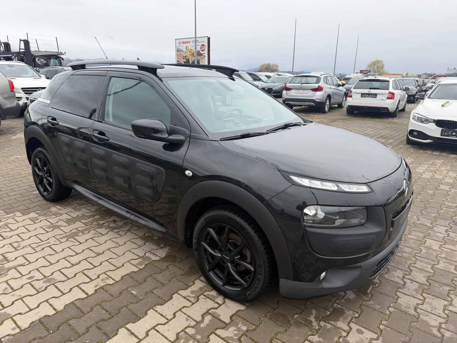 Citroen C4 Cactus 1.6HDI AVTOMAT/NAVI/KAMERA/PANORAMA EURO 5, снимка 4 - Автомобили и джипове - 54068083