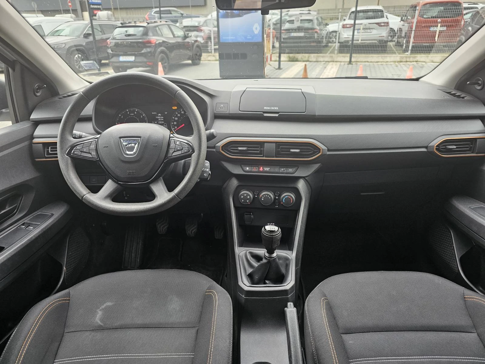 Dacia Sandero 1.0 TCe 100 LPG, снимка 7 - Автомобили и джипове - 54302032