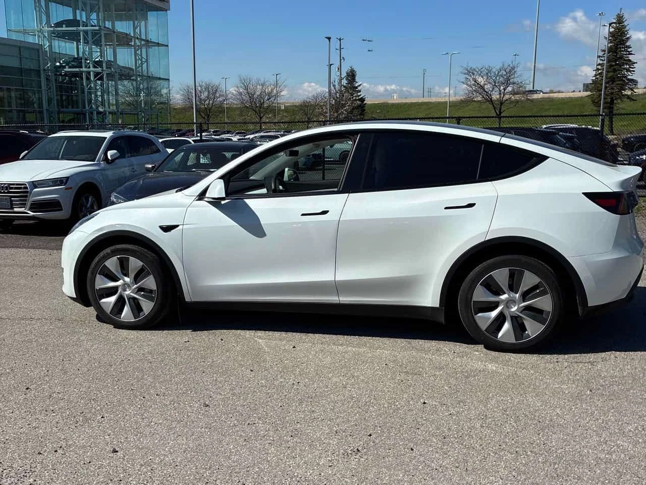 Tesla Model Y Long Range/FULL SELF DRIVING/360/ПАНОРАМА, снимка 3 - Автомобили и джипове - 54508945