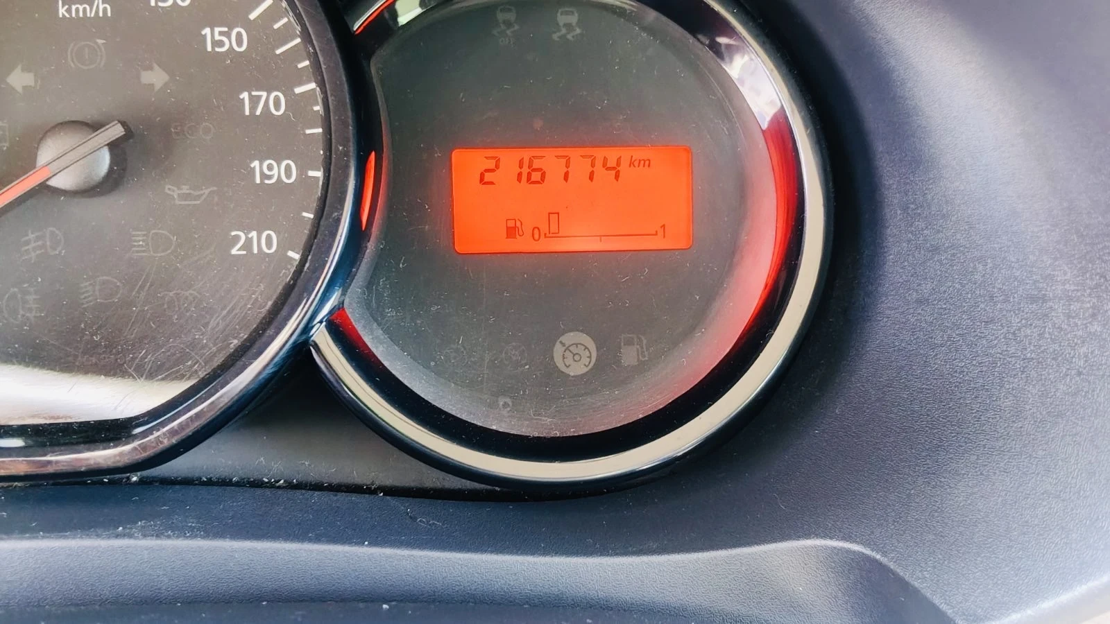 Dacia Dokker DCI, снимка 13 - Автомобили и джипове - 54585094