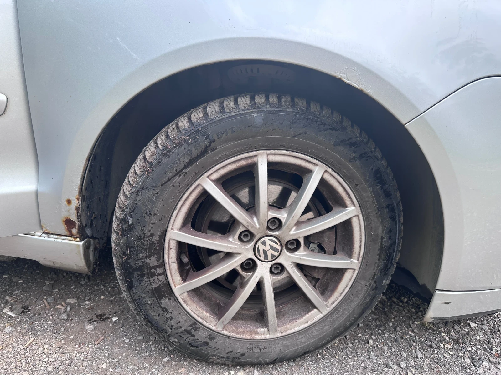 VW Polo, снимка 16 - Автомобили и джипове - 54640036