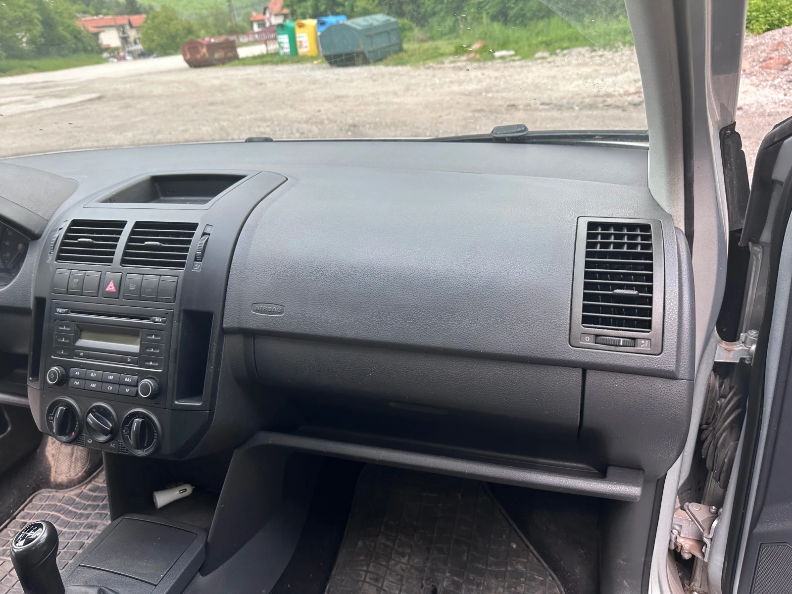VW Polo, снимка 12 - Автомобили и джипове - 54640036