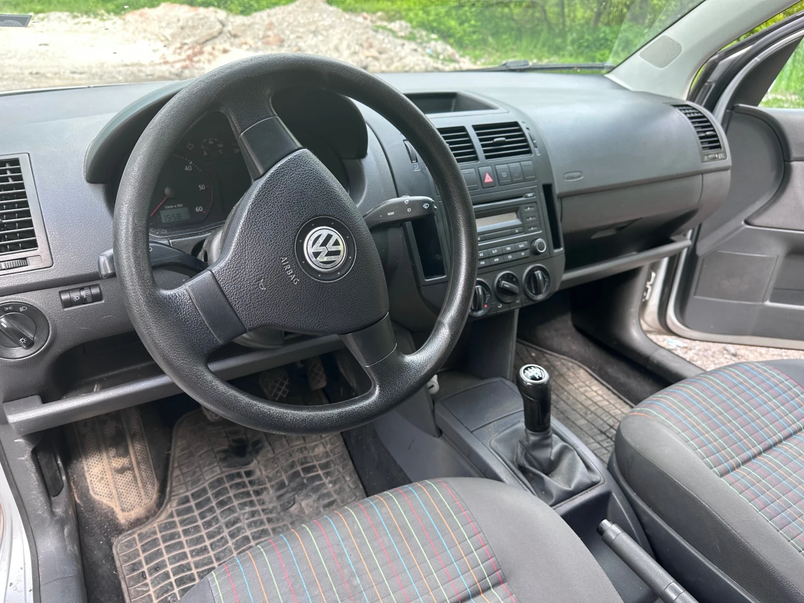 VW Polo, снимка 4 - Автомобили и джипове - 54640036
