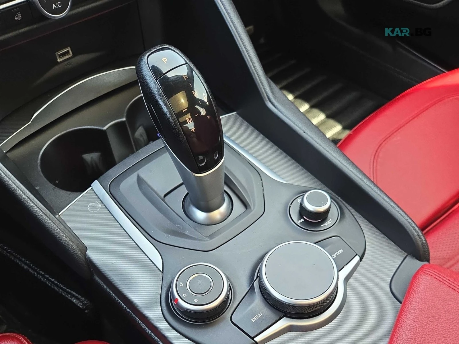 Alfa Romeo Giulia Ti Sport АВТОКРЕДИТ ЦЕНА ДО БЪЛГАРИЯ, снимка 10 - Автомобили и джипове - 54766646
