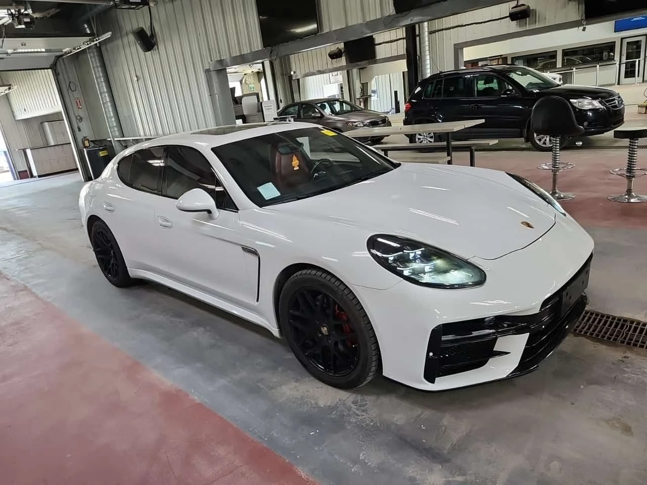 Porsche Panamera * 4S * CARFAX * БЕЗ ПЪРВОНАЧАЛНА ВНОСКА, снимка 2 - Автомобили и джипове - 54859903