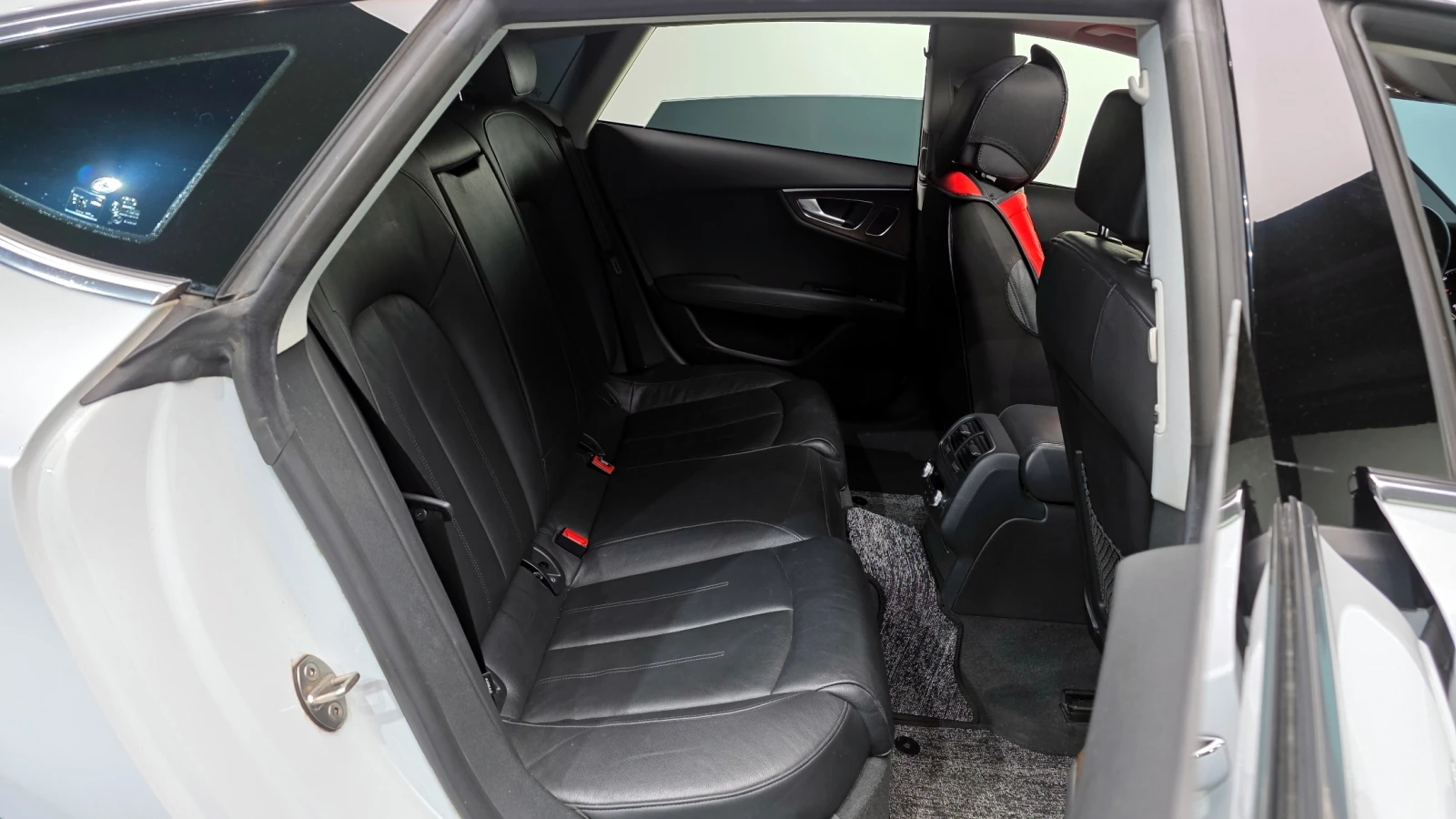 Audi A7, снимка 13 - Автомобили и джипове - 54892640