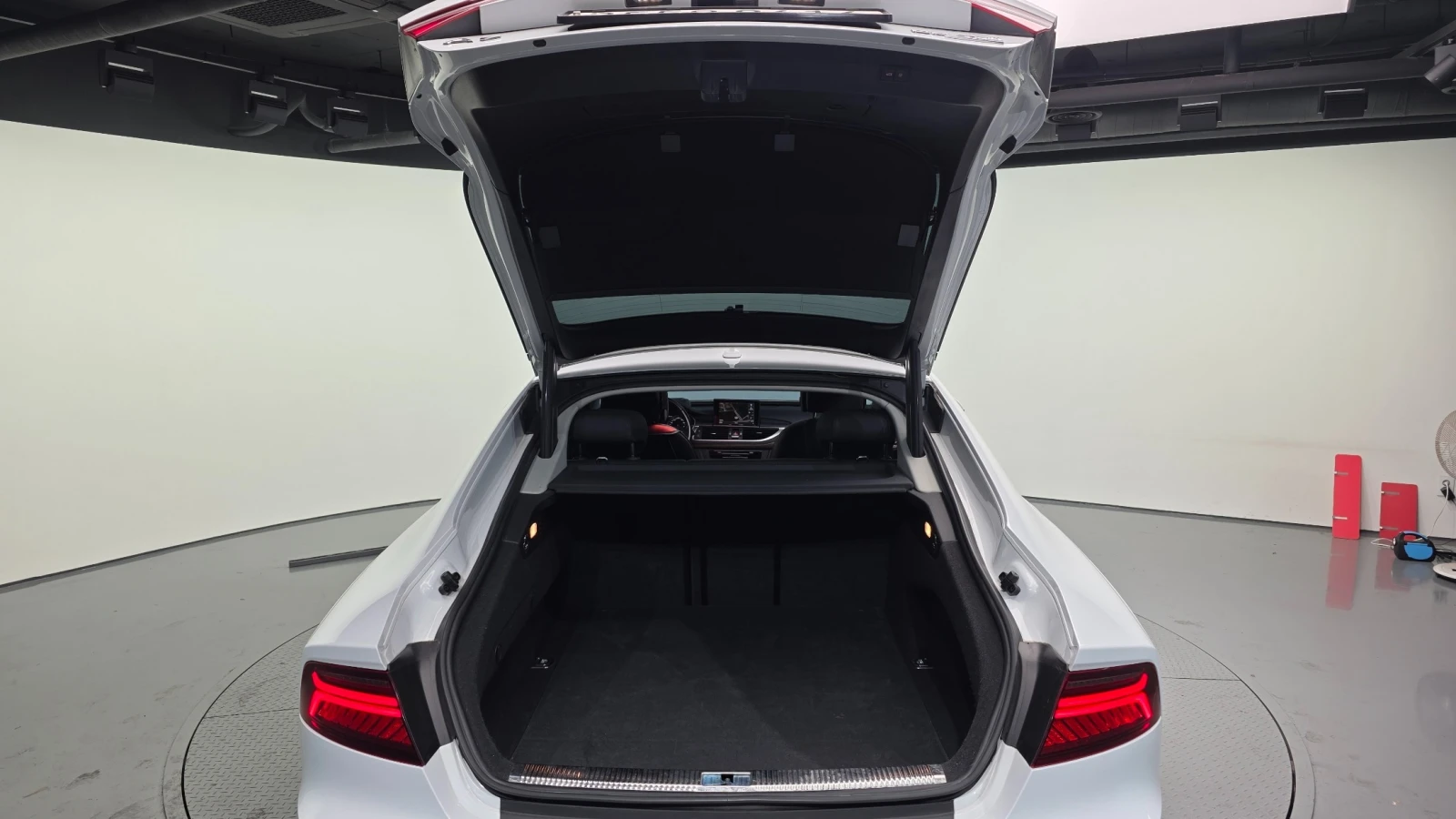 Audi A7, снимка 3 - Автомобили и джипове - 54892640