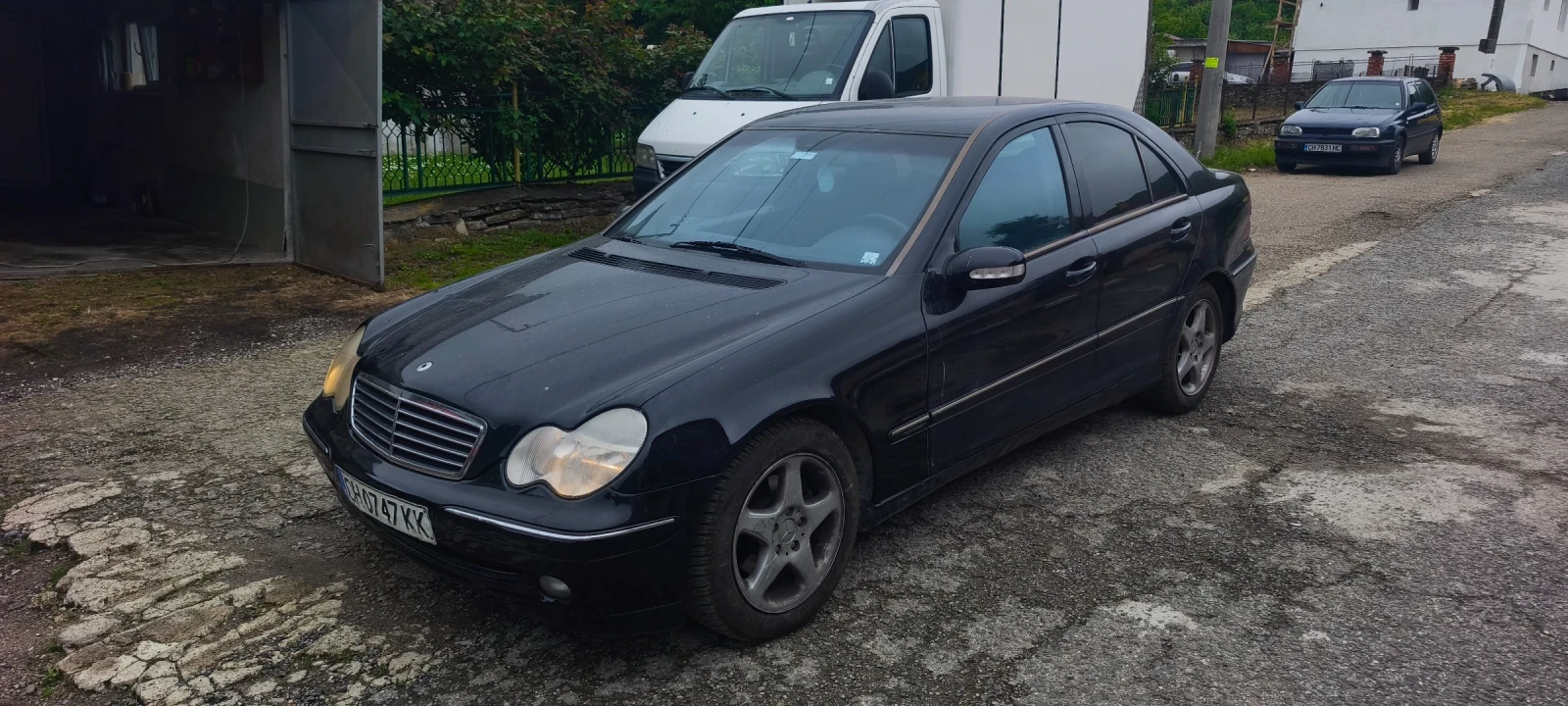 Mercedes-Benz C 220, снимка 4 - Автомобили и джипове - 55105525