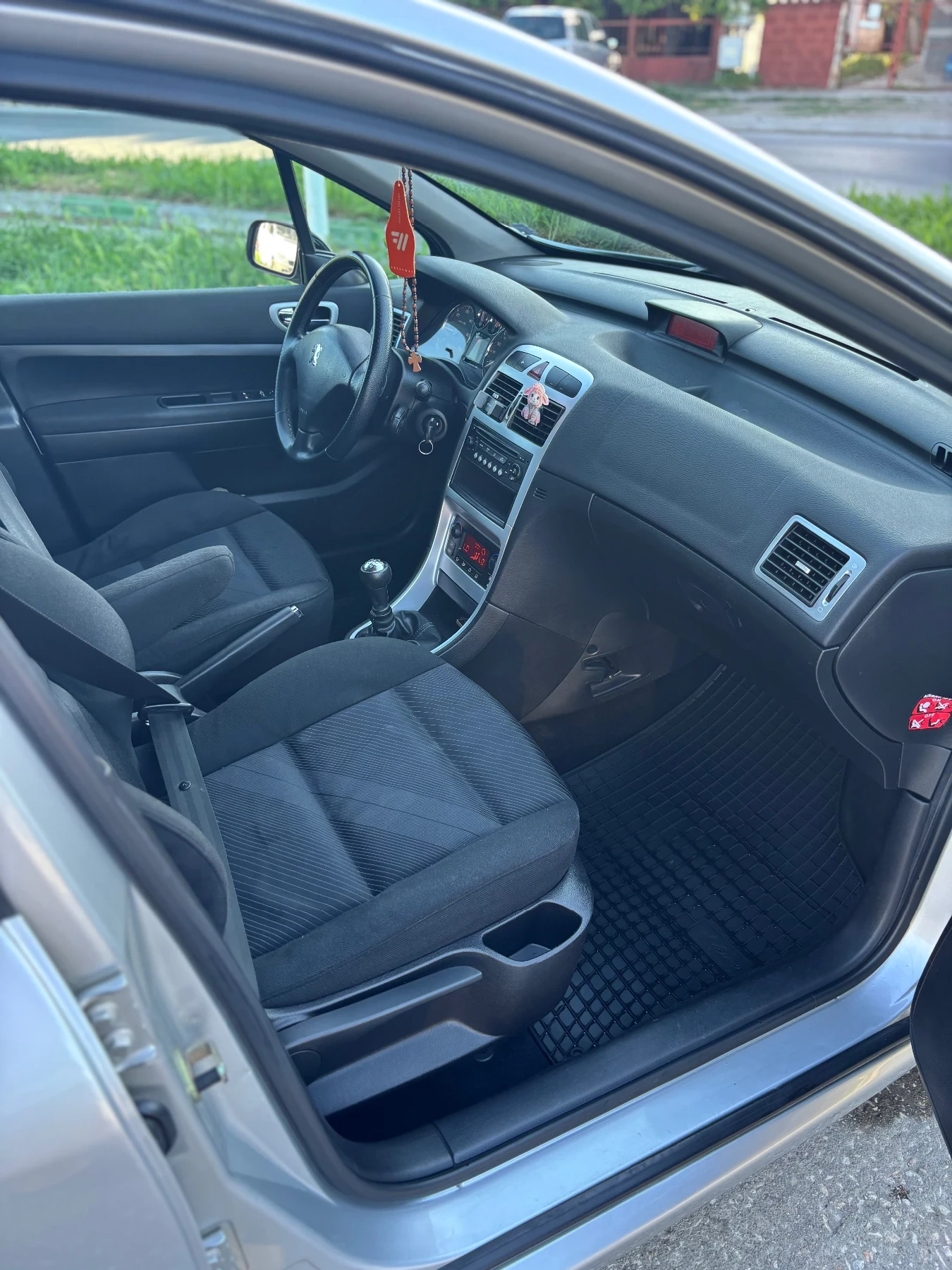 Peugeot 307 1.6 HDI 90, снимка 5 - Автомобили и джипове - 55270418