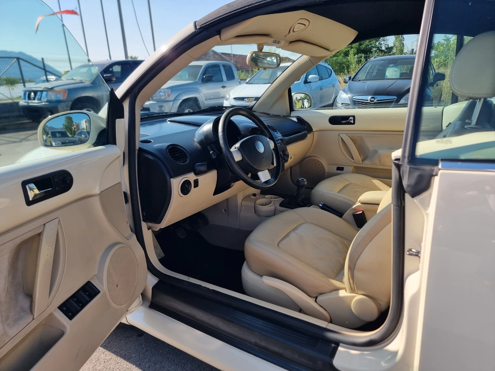 VW Beetle 1.9TDI, снимка 12 - Автомобили и джипове - 55501203