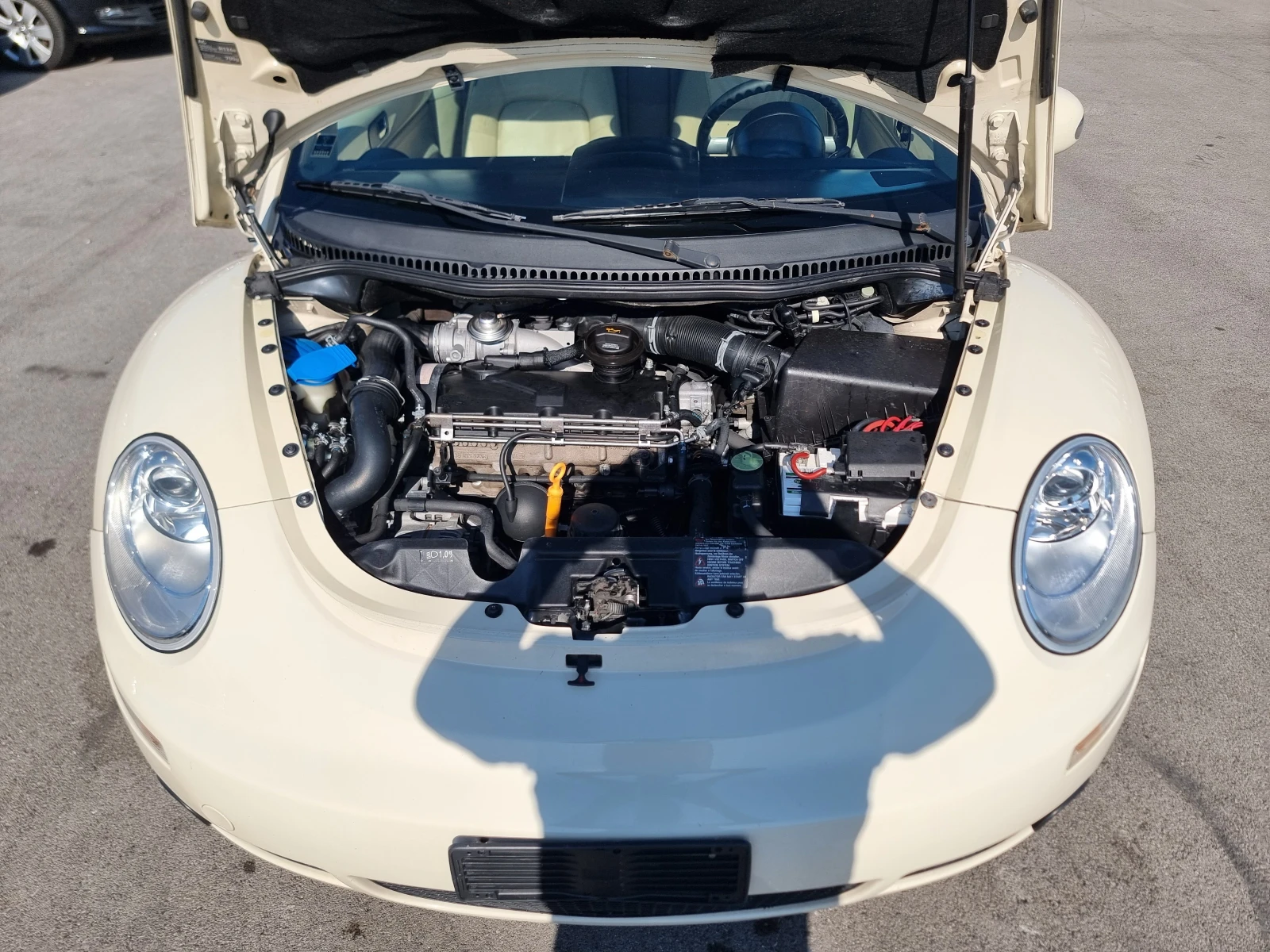 VW Beetle 1.9TDI, снимка 17 - Автомобили и джипове - 55501203