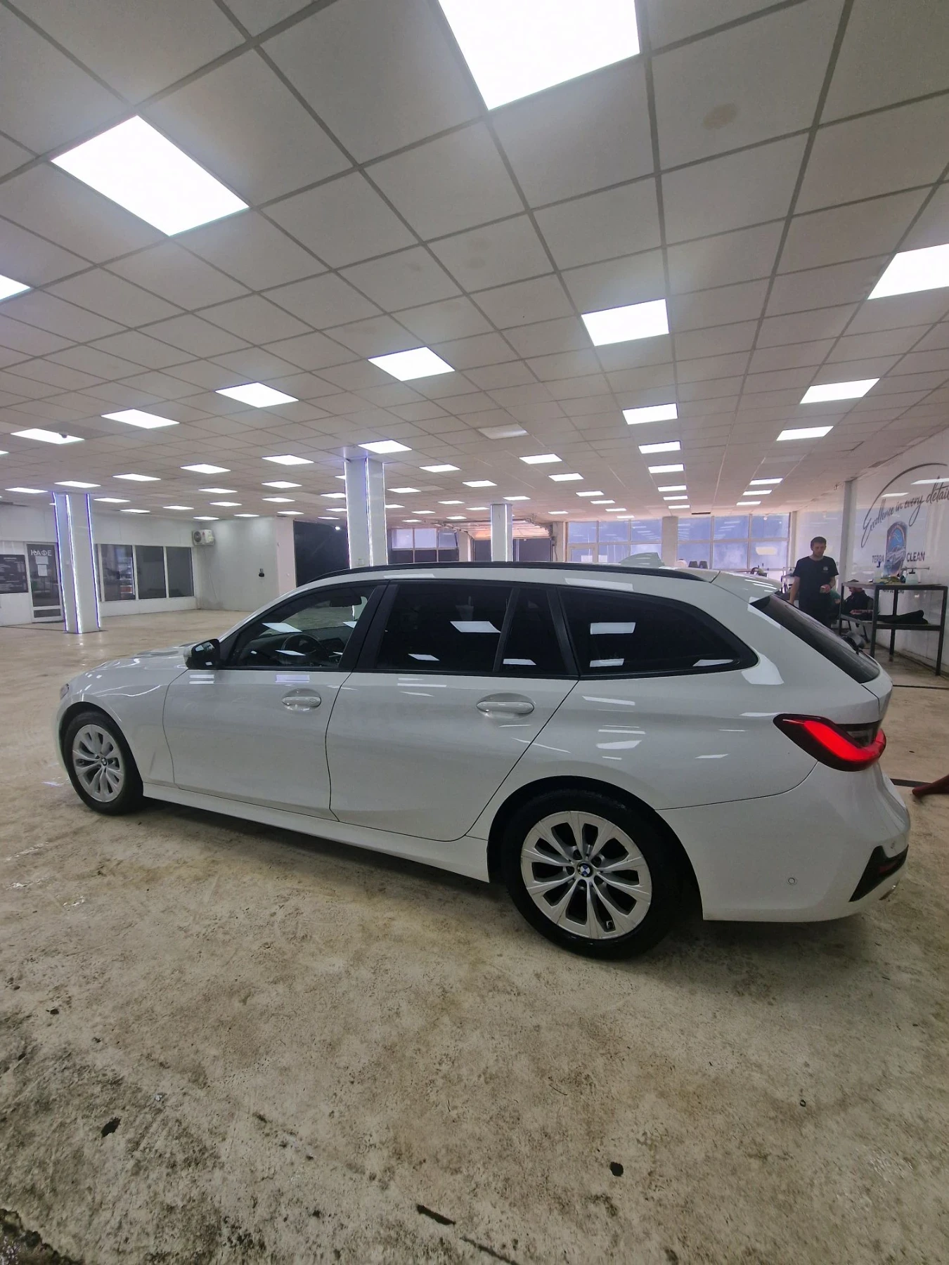 BMW 320 G21, снимка 5 - Автомобили и джипове - 55669356