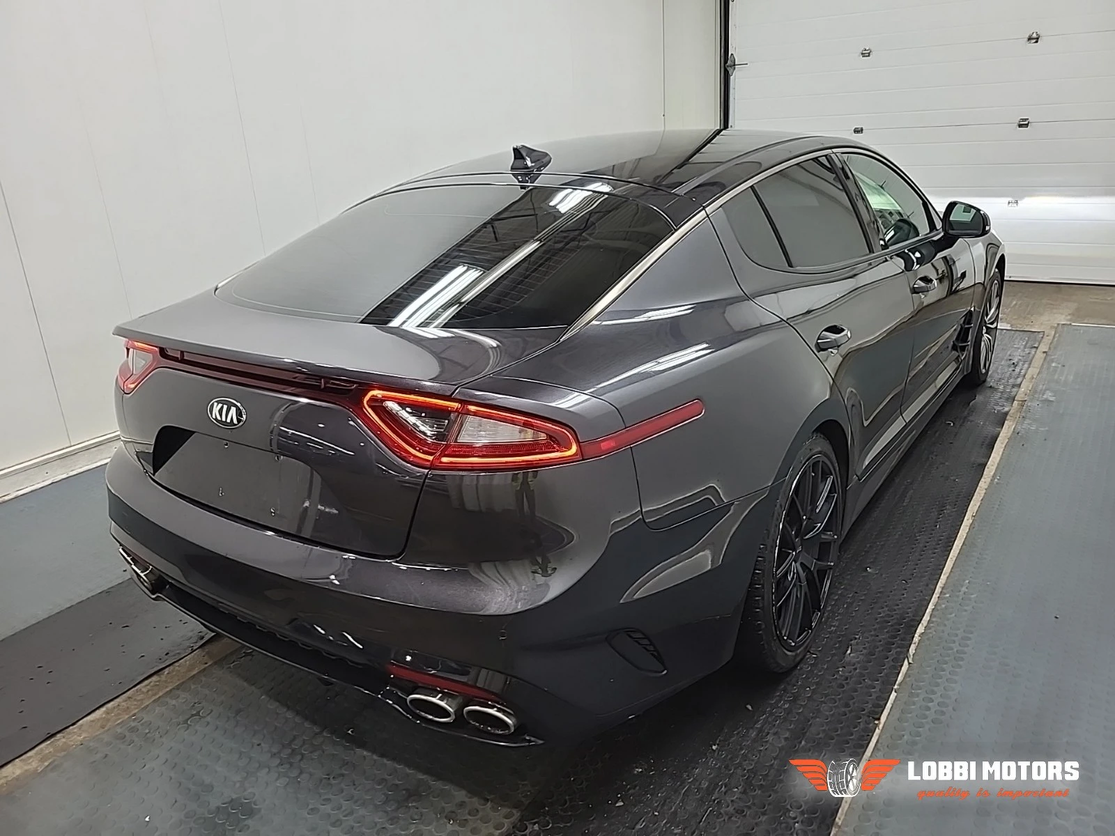 Kia Stinger, снимка 3 - Автомобили и джипове - 55928927
