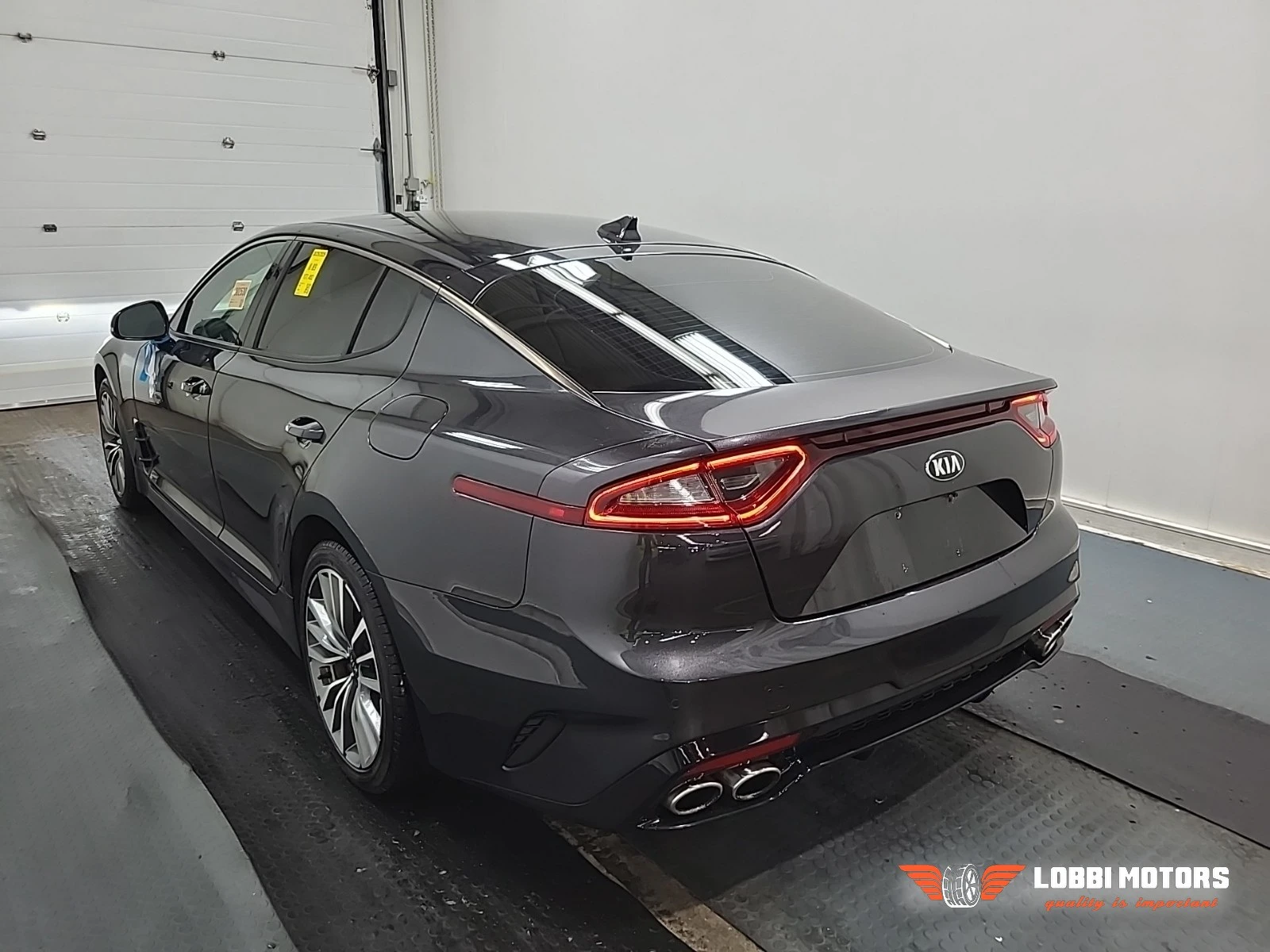 Kia Stinger, снимка 4 - Автомобили и джипове - 55928927