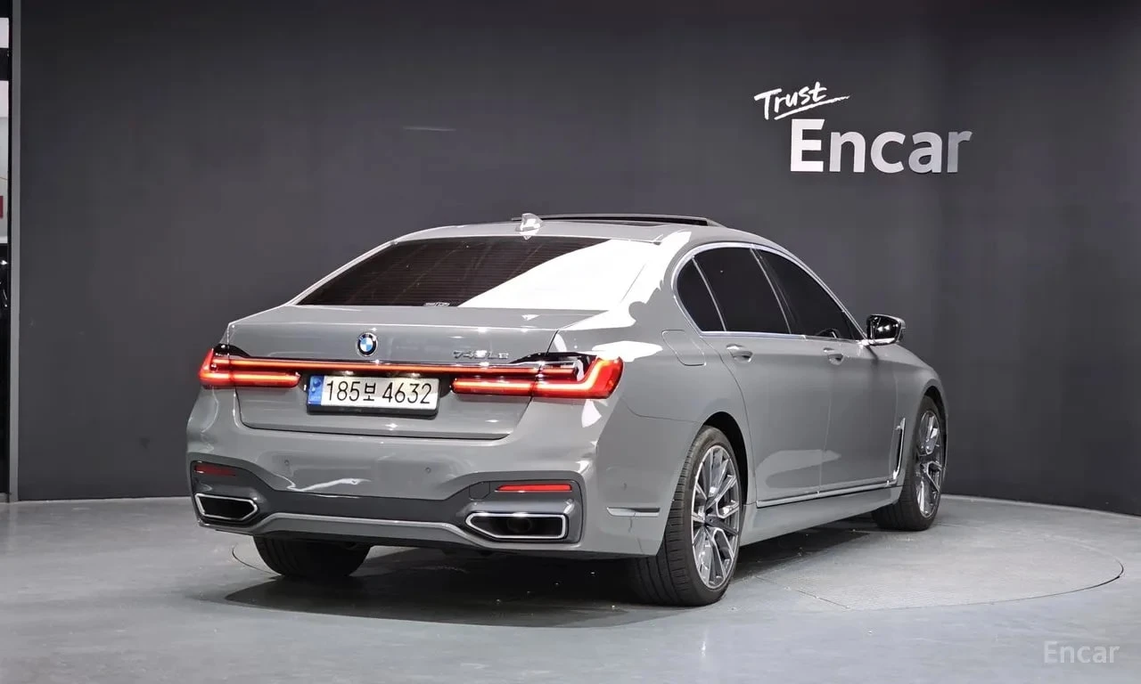 BMW 745 * 745Le iPerformance M Sport * ФИКСИРАНА ЦЕНА* , снимка 2 - Автомобили и джипове - 56104157